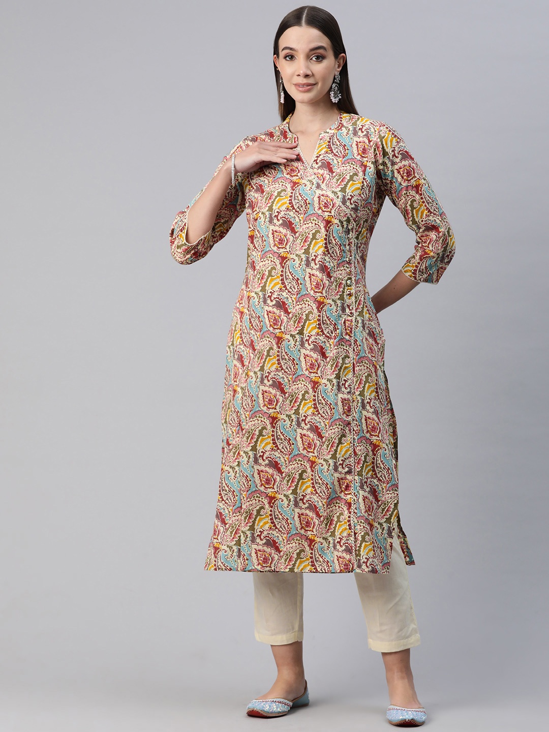 Readiprint Women Paisley Printed Regular Sequinned Pure Cotton Kurta with Trousers, Cream
Readiprint Women Paisley Printed Regular Sequinned Pure Cotton Kurta with Trousers, Cream