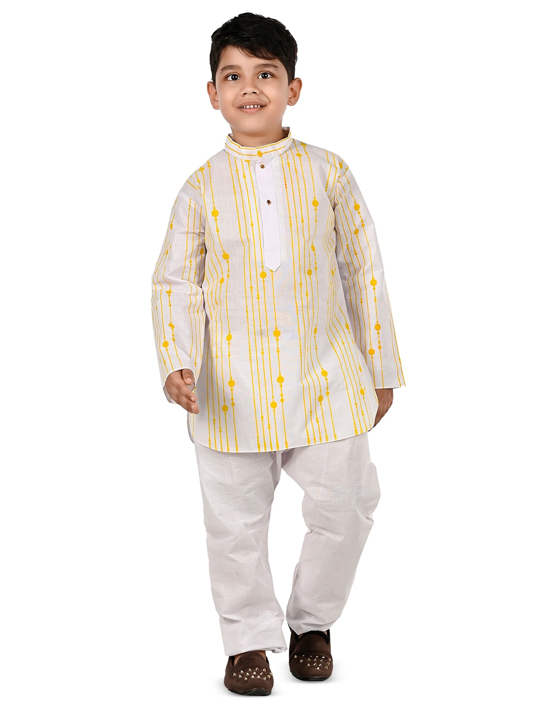 BAESD Boys Striped Printed Mandarin Collar Regular Pure Cotton Kurta with Pyjamas, Yellow
BAESD Boys Striped Printed Mandarin Collar Regular Pure Cotton Kurta with Pyjamas, Yellow