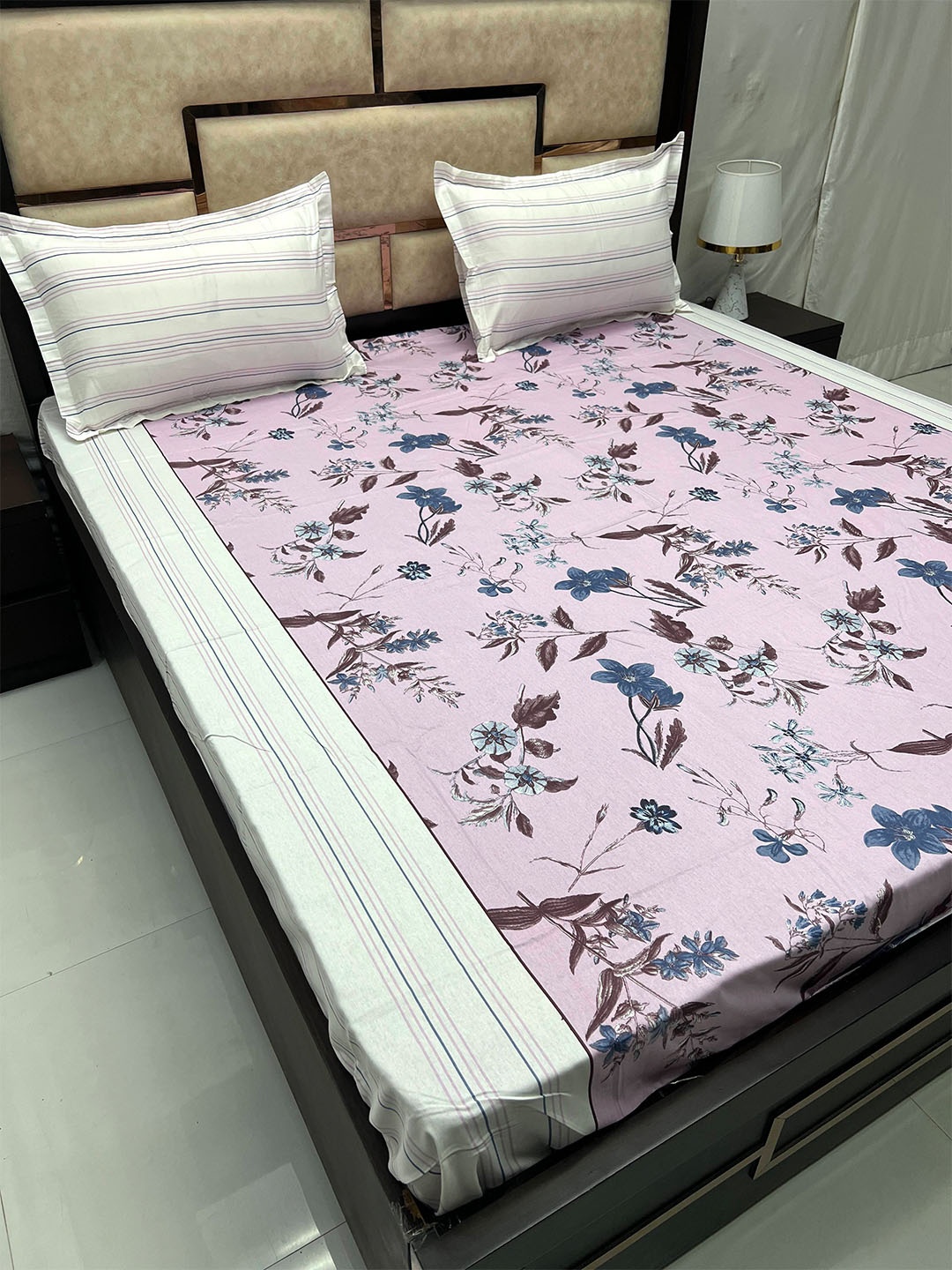 Pure Decor Pink & Blue Floral Cotton 400 TC Super King Bedsheet with 2 Pillow Covers
Pure Decor Pink & Blue Floral Cotton 400 TC Super King Bedsheet with 2 Pillow Covers