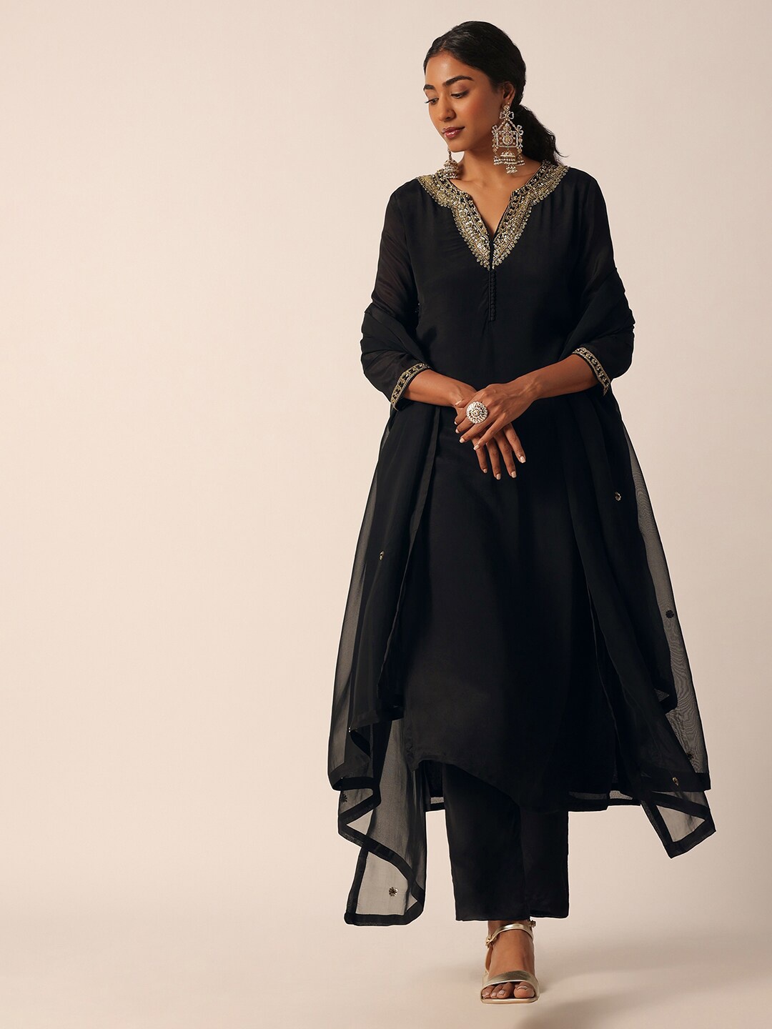 KALKI FashionYoke Design Regular Beads and Stones Pure Silk Kurta with Trousers & Dupatta, Black
KALKI FashionYoke Design Regular Beads and Stones Pure Silk Kurta with Trousers & Dupatta, Black