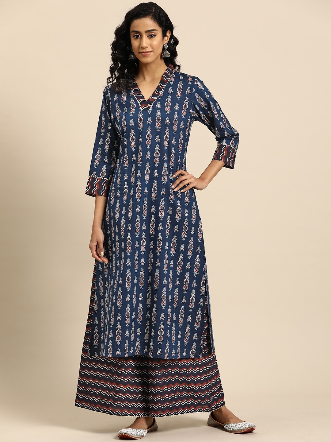anayna Women Ethnic Motifs Printed Regular Gotta Patti Pure Cotton Kurta with Palazzos, Blue
anayna Women Ethnic Motifs Printed Regular Gotta Patti Pure Cotton Kurta with Palazzos, Blue