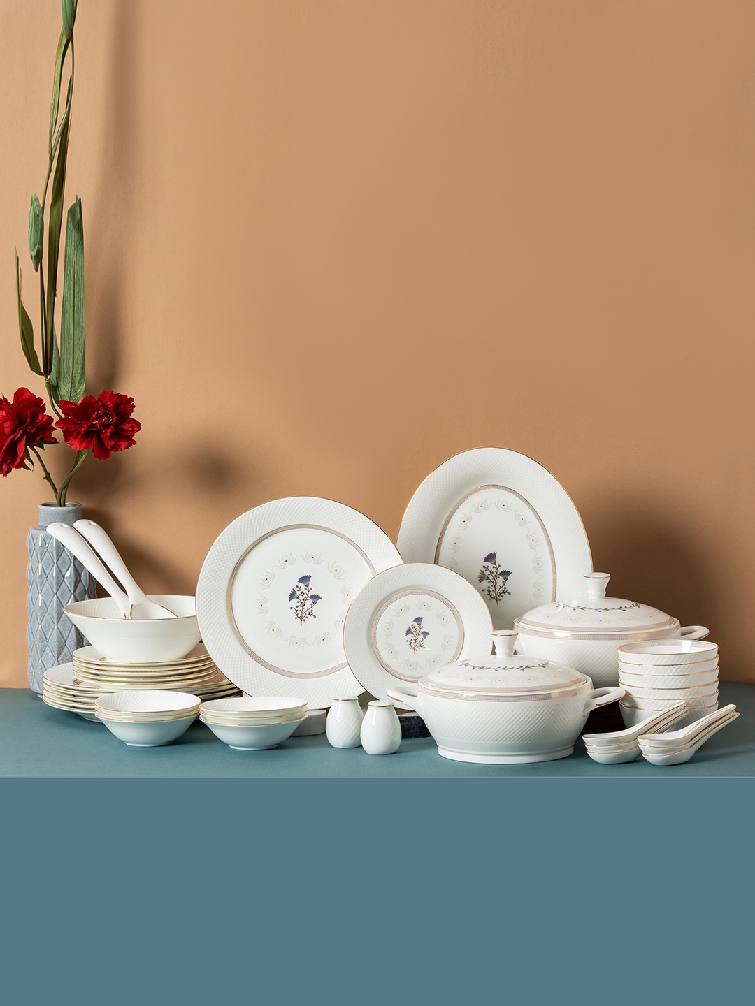 CLAY CRAFT White 40 Pieces Handcrafted and Hand Painted Printed Ceramic Glossy Dinner Set
CLAY CRAFT White 40 Pieces Handcrafted and Hand Painted Printed Ceramic Glossy Dinner Set