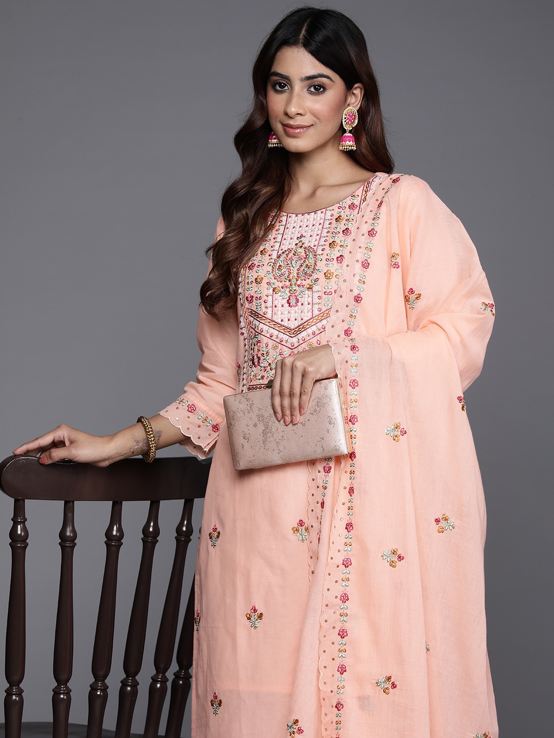 Varanga Floral Embroidered Sequinned Pure Cotton Kurta with Trousers & Dupatta, Peach
Varanga Floral Embroidered Sequinned Pure Cotton Kurta with Trousers & Dupatta, Peach