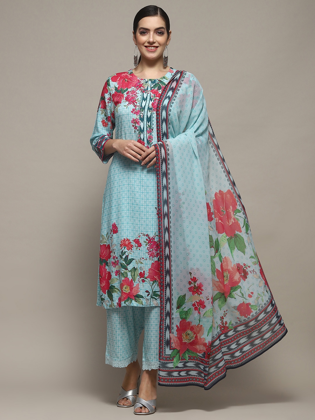 Biba Floral Printed Round Neck Regular Kurta with Palazzos & Dupatta, Turquoise blue
Biba Floral Printed Round Neck Regular Kurta with Palazzos & Dupatta, Turquoise blue