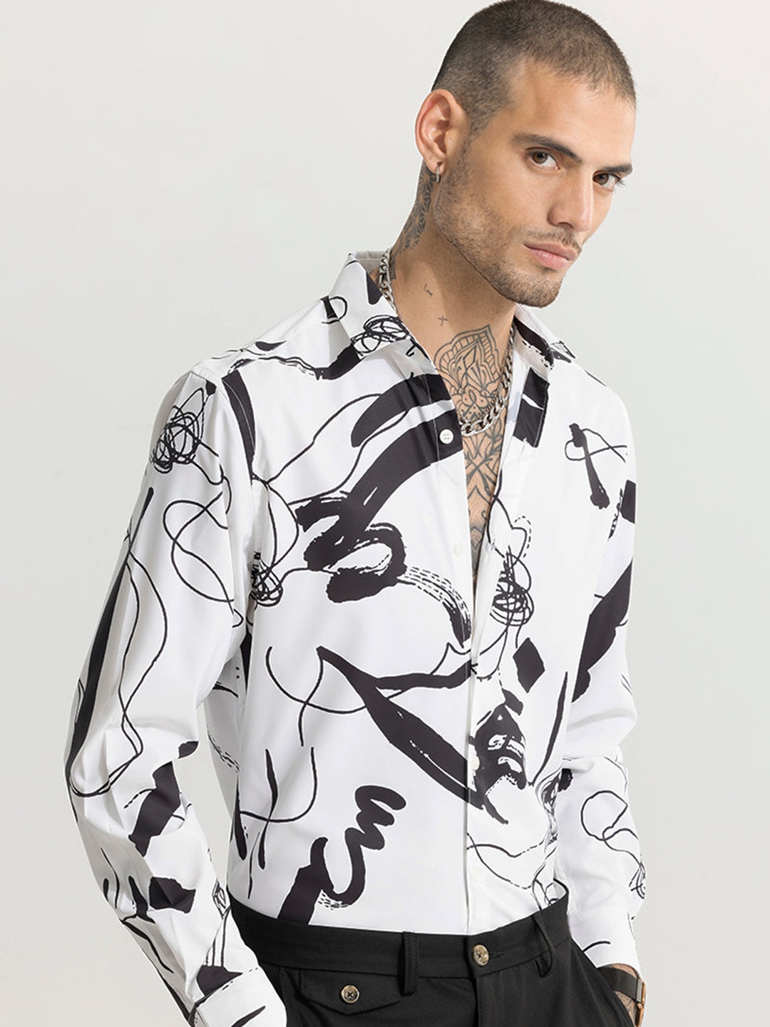 Snitch Spread Collar Long Sleeves Abstract Print Classic Slim Fit Opaque Casual Shirt, White
Snitch Spread Collar Long Sleeves Abstract Print Classic Slim Fit Opaque Casual Shirt, White