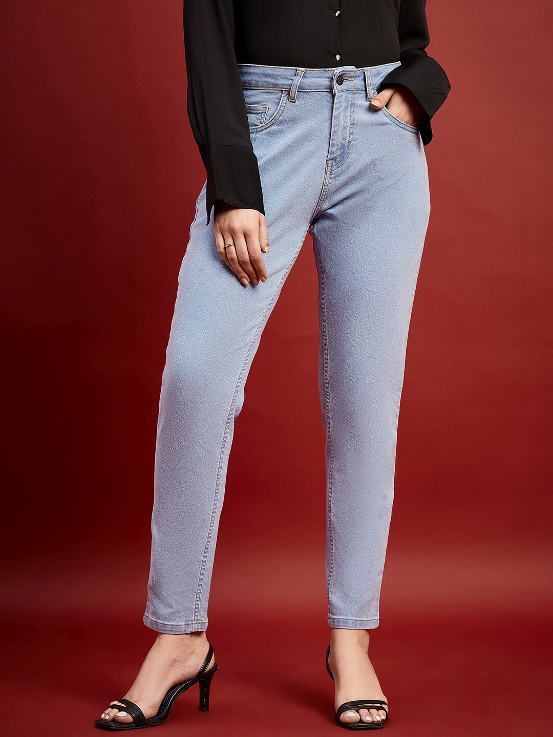 all about you Women Blue Comfort Mom Fit High-Rise Clean Look Heavy Fade Stretchable Jeans
all about you Women Blue Comfort Mom Fit High-Rise Clean Look Heavy Fade Stretchable Jeans
