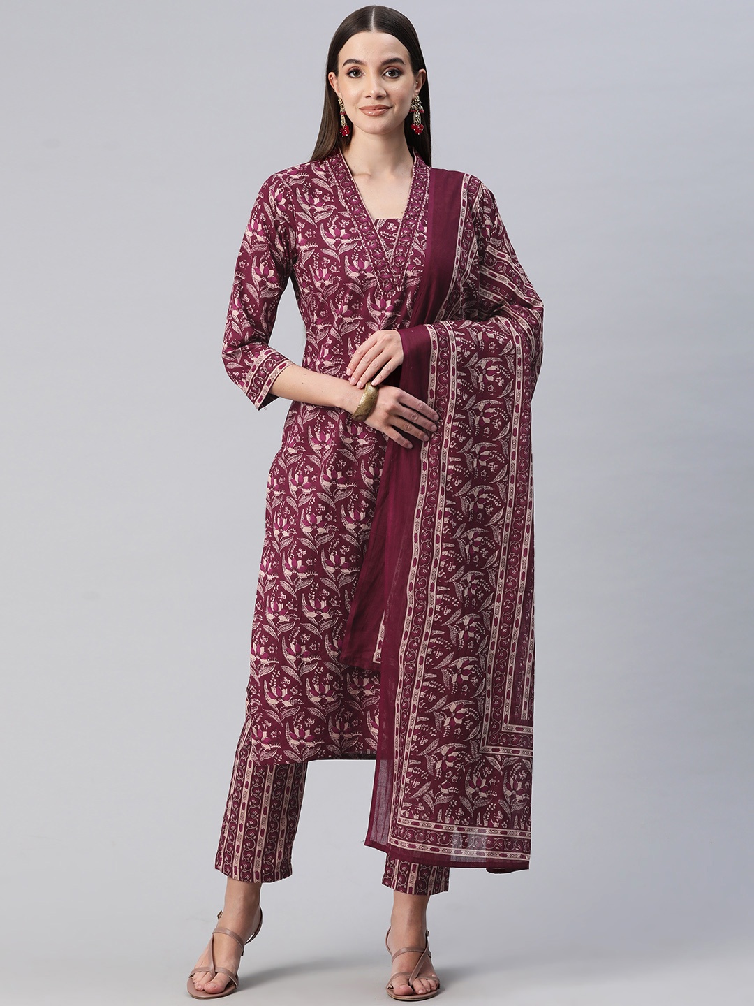 Readiprint Floral Printed Thread Work Pure Cotton Kurta with Trousers & Dupatta, Magenta
Readiprint Floral Printed Thread Work Pure Cotton Kurta with Trousers & Dupatta, Magenta