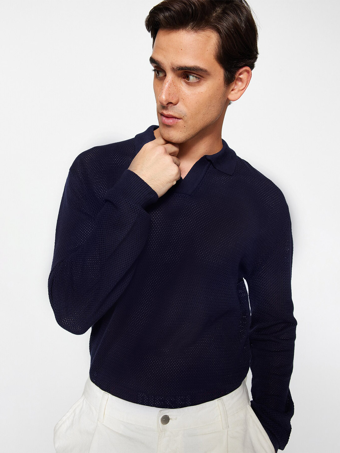 Trendyol Shirt Collar Long Sleeves Pullover, Navy blue 
Trendyol Shirt Collar Long Sleeves Pullover, Navy blue