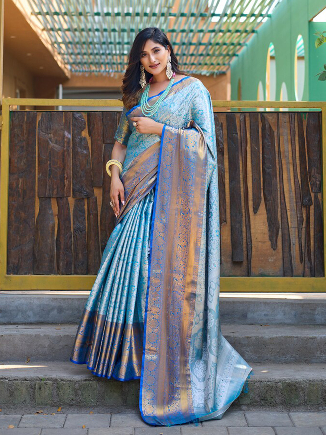 Kandora Floral Woven Design Banarasi Zari Saree, Blue
Kandora Floral Woven Design Banarasi Zari Saree, Blue