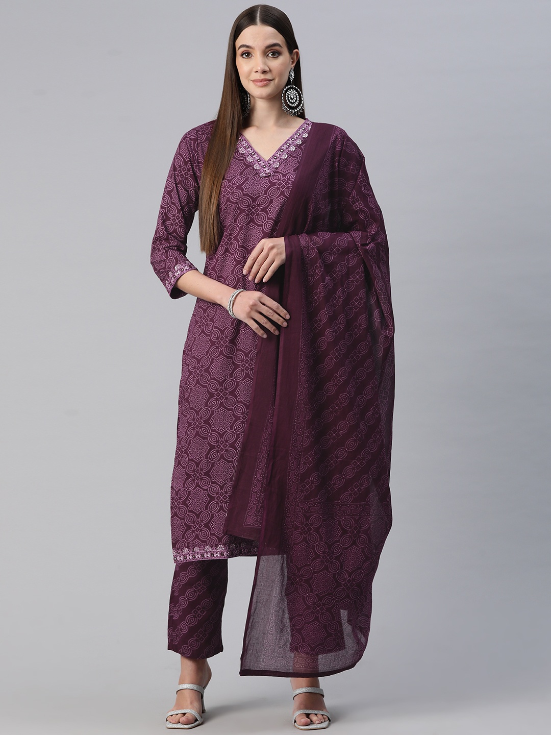 Readiprint Fashions Bandhani Printed Thread Work Pure Cotton Kurta with Trousers & Dupatta, Purple
Readiprint Fashions Bandhani Printed Thread Work Pure Cotton Kurta with Trousers & Dupatta, Purple