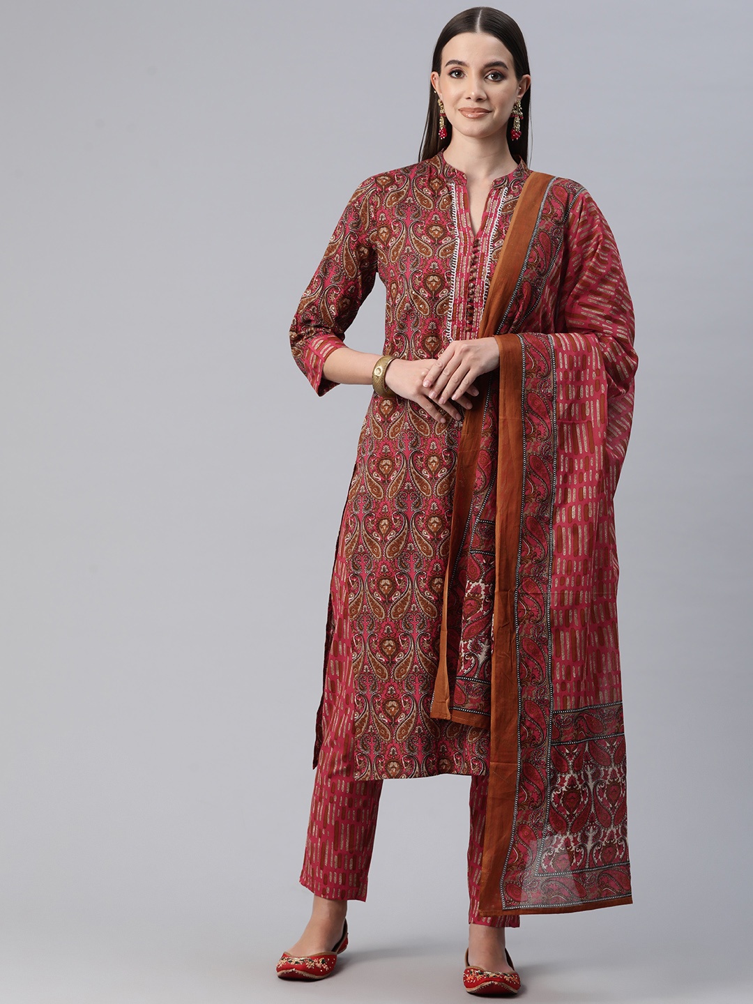 Readiprint Paisley Printed Sequinned Pure Cotton Kurta with Trousers & Dupatta, Pink
Readiprint Paisley Printed Sequinned Pure Cotton Kurta with Trousers & Dupatta, Pink