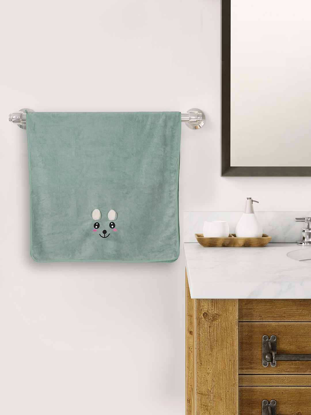 Style Shoes Green Cotton Super Absorbent Bath Towel
Style Shoes Green Cotton Super Absorbent Bath Towel