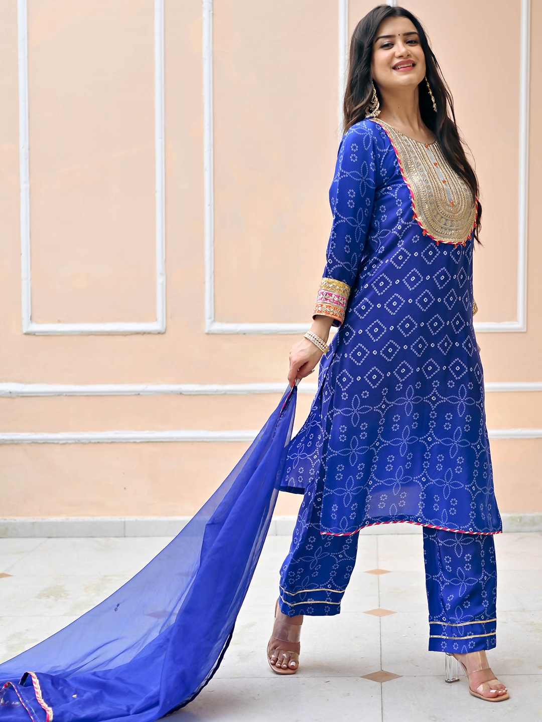 Anouk Mirage Bandhani Printed Regular Patchwork Kurta with Palazzos & Dupatta, Blue
Anouk Mirage Bandhani Printed Regular Patchwork Kurta with Palazzos & Dupatta, Blue