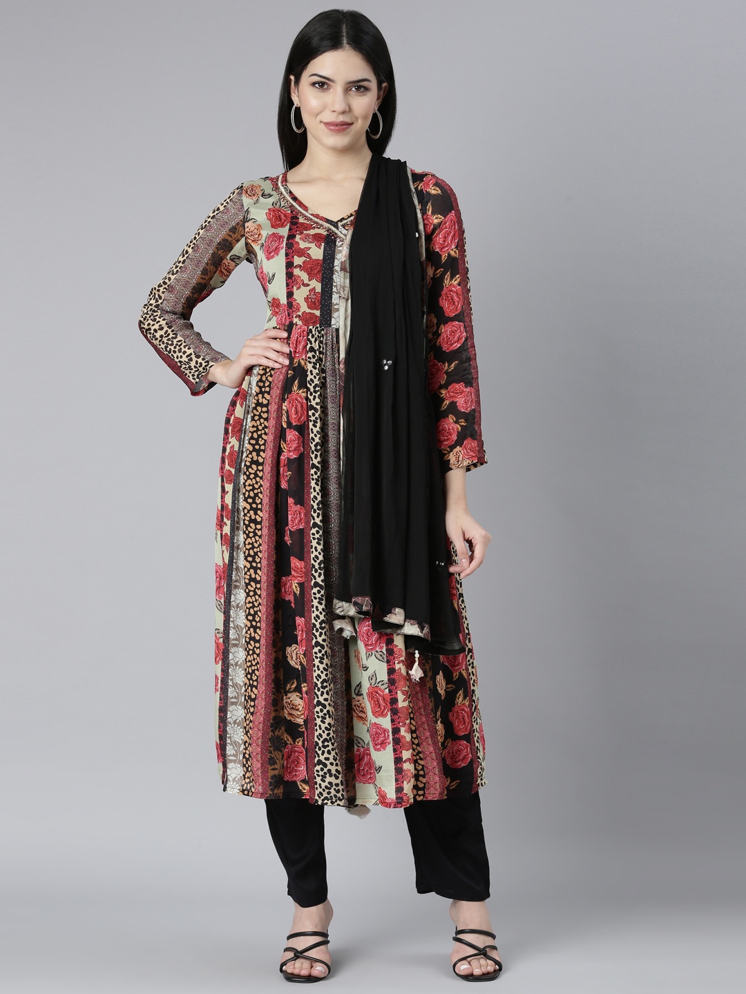 Neerus Floral Printed Pleated Sequinned Silk Crepe Kurta with Trousers & With Dupatta, Black
Neerus Floral Printed Pleated Sequinned Silk Crepe Kurta with Trousers & With Dupatta, Black