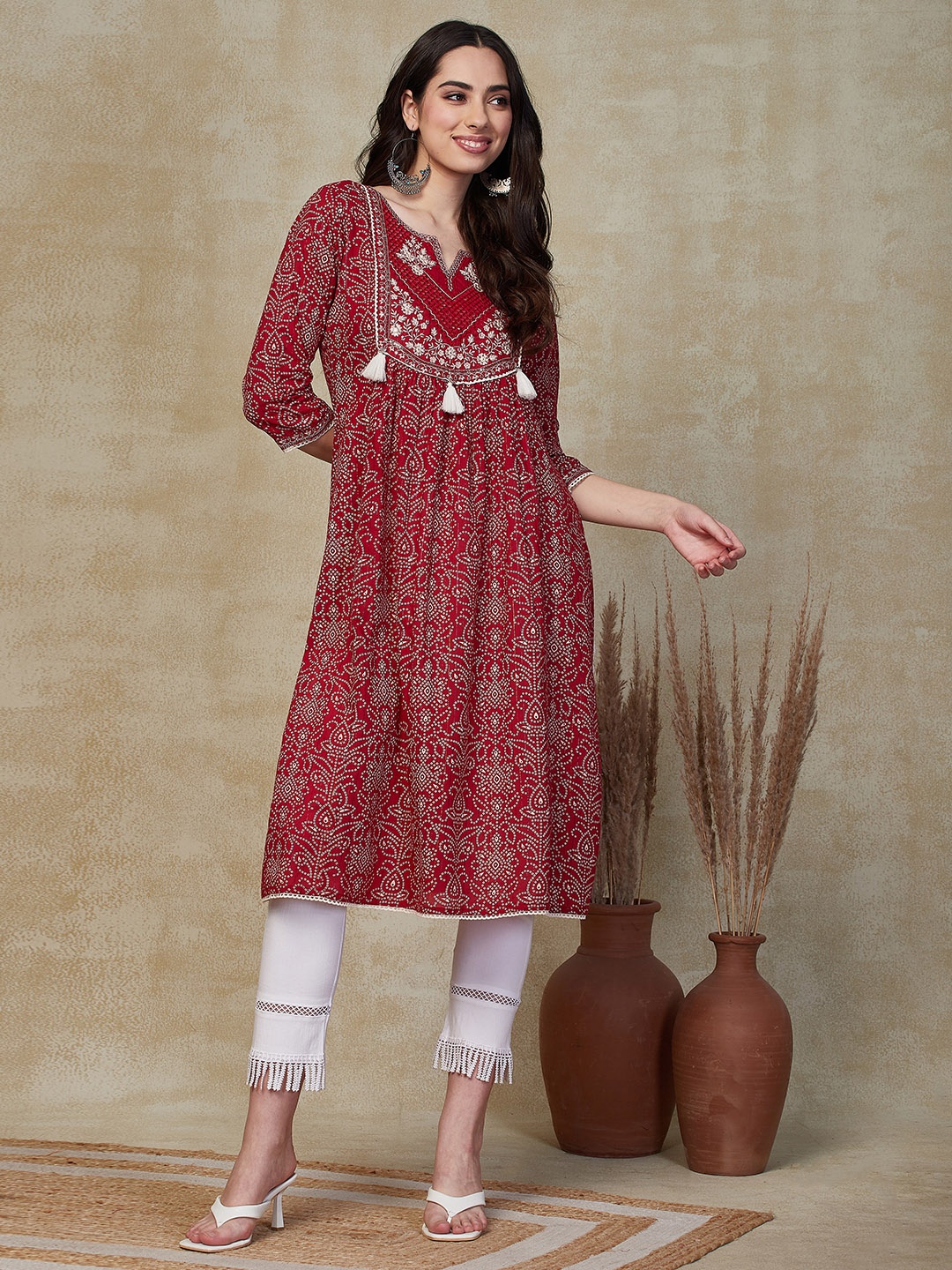 FASHOR Floral Sequins Embroidered Notch Neck Regular Sleeves Cotton A-Line Flared Kurta, Red
FASHOR Floral Sequins Embroidered Notch Neck Regular Sleeves Cotton A-Line Flared Kurta, Red