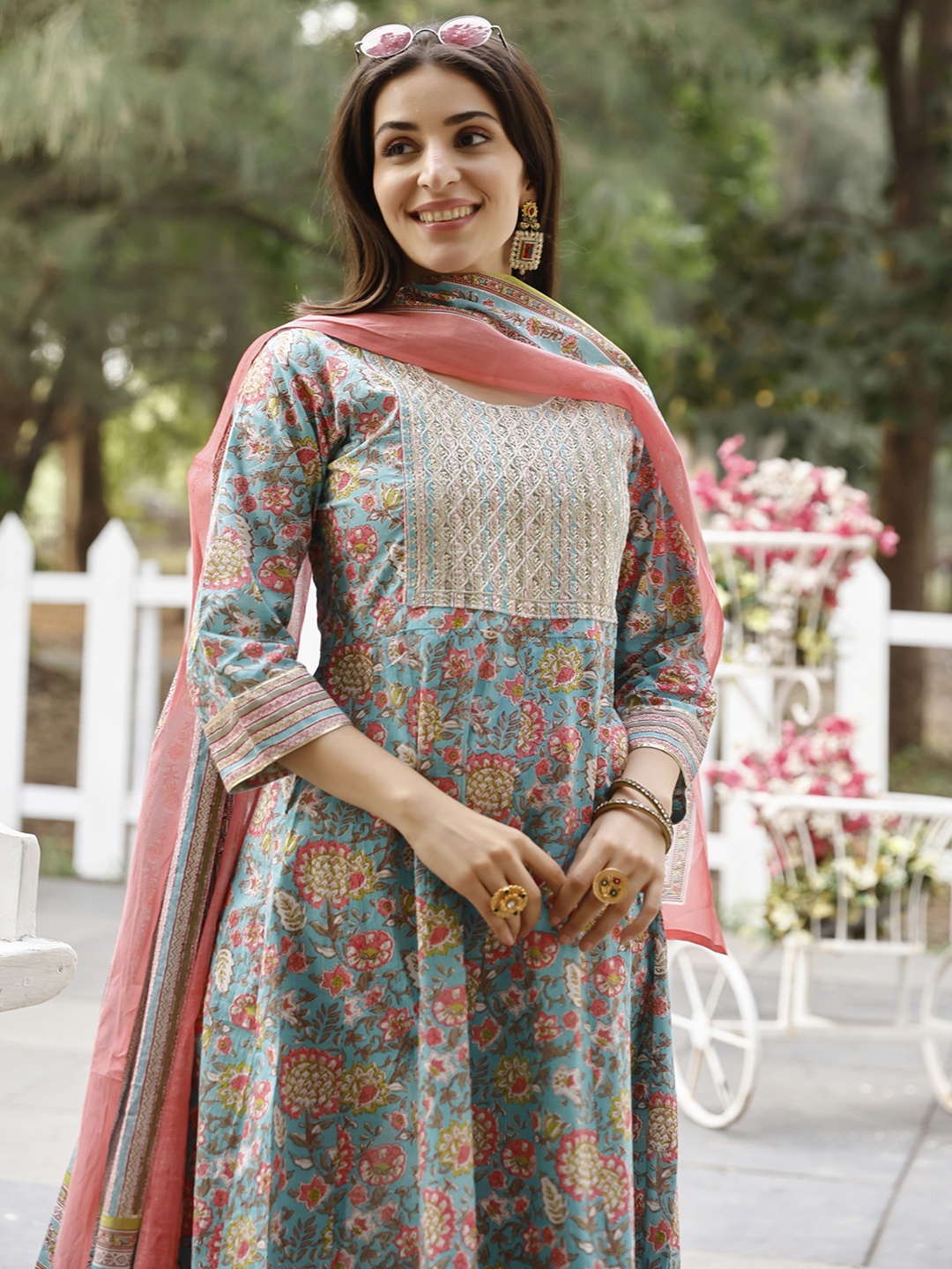 Ziva Fashion Floral Printed Empire Pure Cotton Kurta with Trousers & With Dupatta, Blue
Ziva Fashion Floral Printed Empire Pure Cotton Kurta with Trousers & With Dupatta, Blue