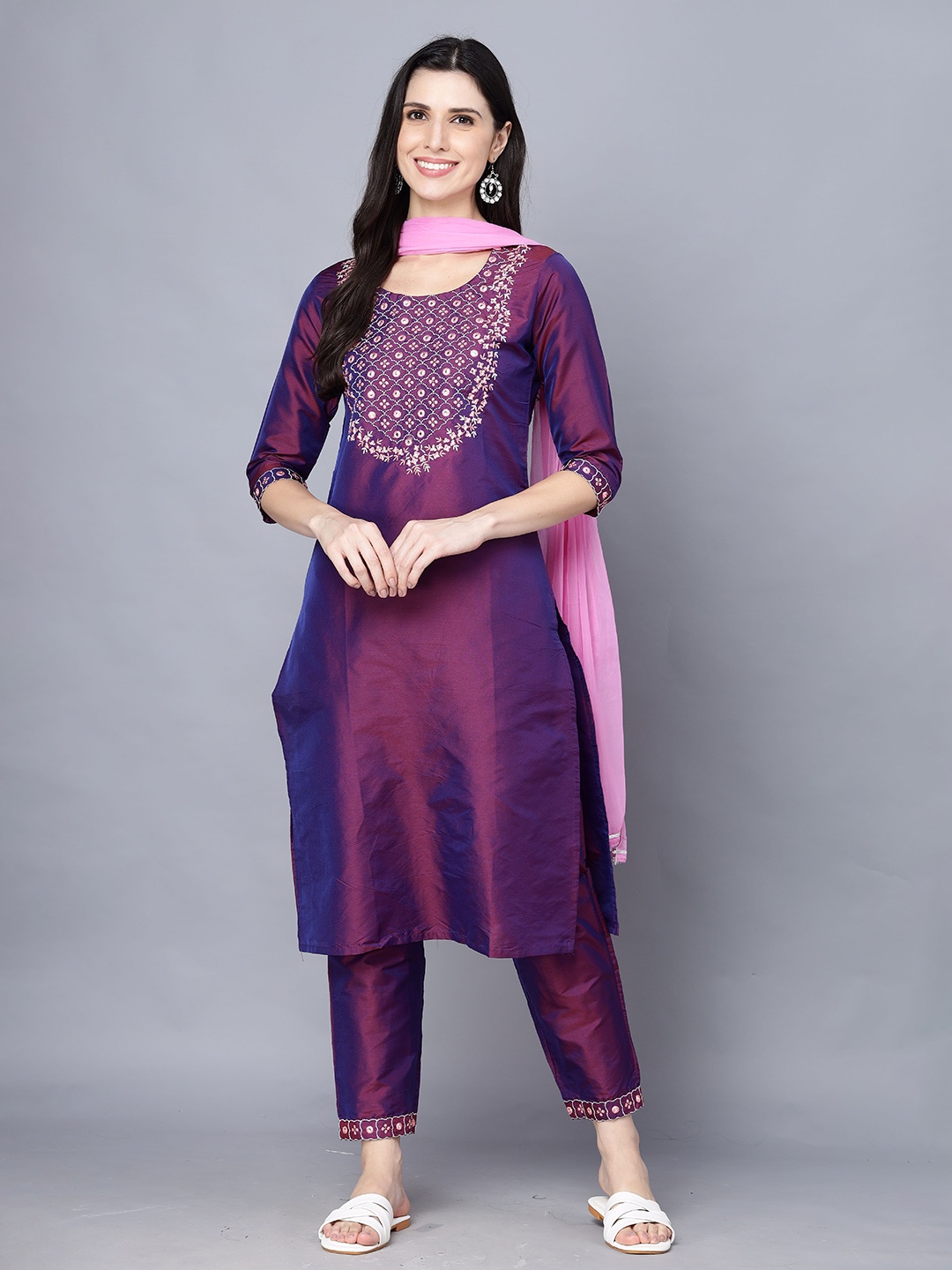 Subh LAXMI Floral Embroidered Mirror Work Regular Straight Kurta With Trousers & Dupatta, Purple
Subh LAXMI Floral Embroidered Mirror Work Regular Straight Kurta With Trousers & Dupatta, Purple