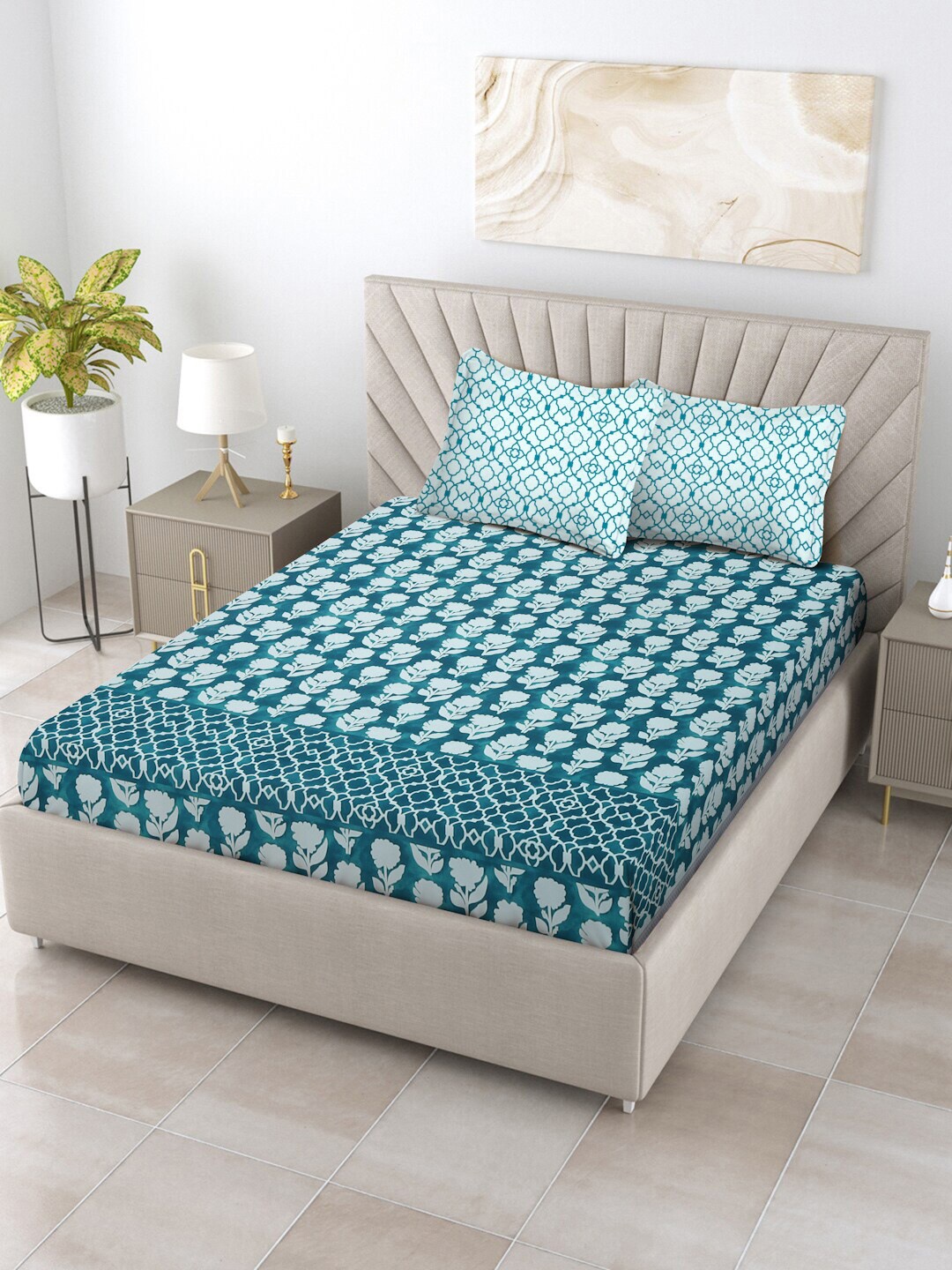 Ratan Cart Teal Green & White Floral 120 TC Cotton King Bedsheet With 2 Pillow Covers
Ratan Cart Teal Green & White Floral 120 TC Cotton King Bedsheet With 2 Pillow Covers