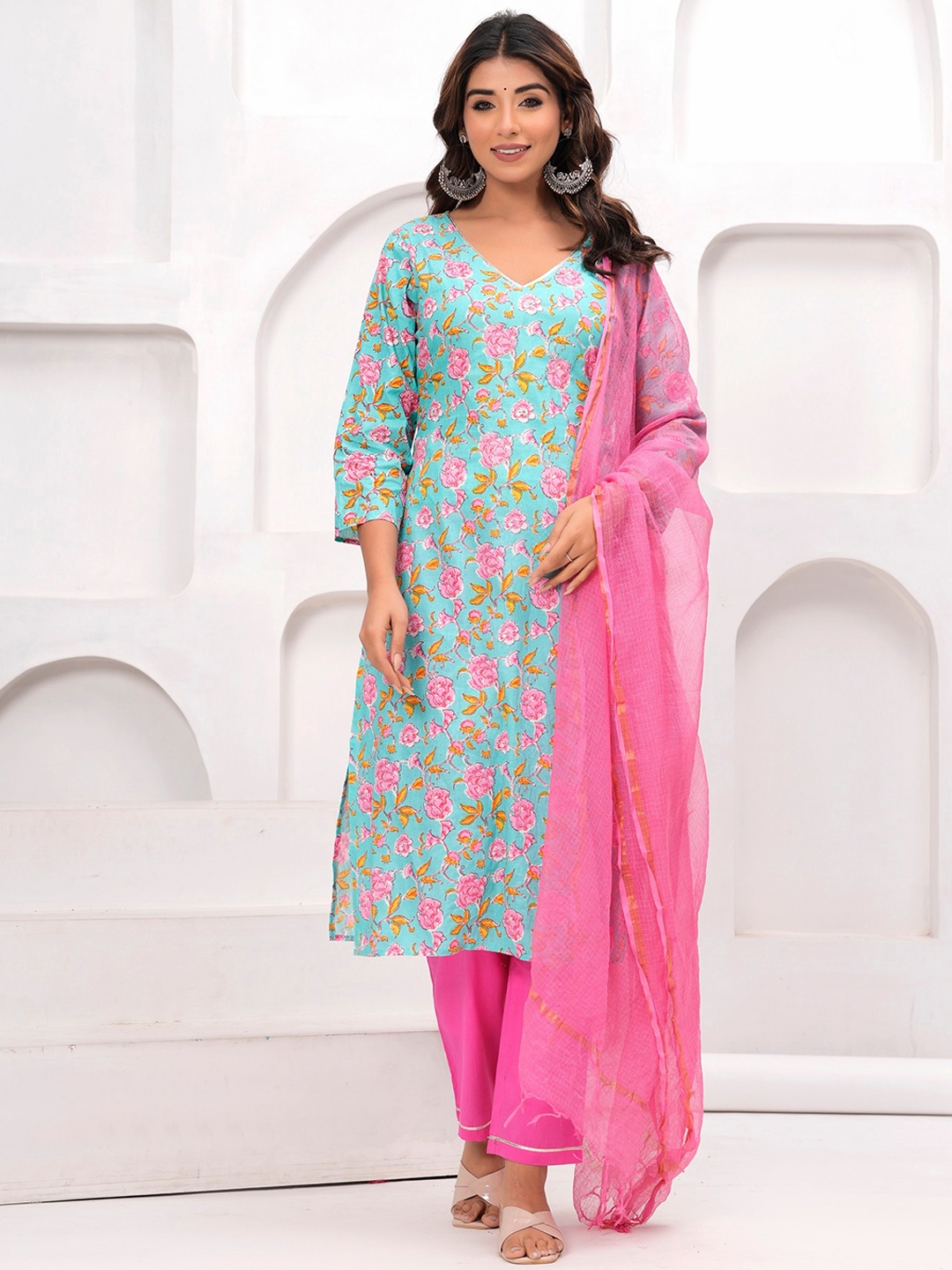 NAMDEV Floral Printed Straight Pure Cotton Kurta with Palazzos & Dupatta, Turquoise blue
NAMDEV Floral Printed Straight Pure Cotton Kurta with Palazzos & Dupatta, Turquoise blue