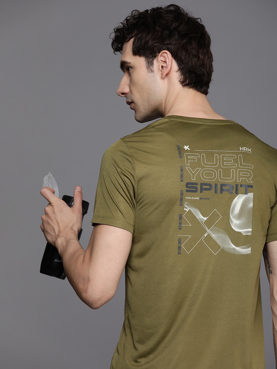 HRX by Hrithik Roshan Typography Printed Rapid-Dry Antimicrobial Outdoor T-shirt, Olive
HRX by Hrithik Roshan Typography Printed Rapid-Dry Antimicrobial Outdoor T-shirt, Olive
