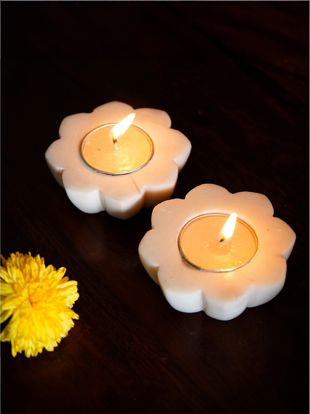Ekhasa Gold Toned 2 Pieces Marble Lotus Shape Crystal Tealight Candle Holders, White
Ekhasa Gold Toned 2 Pieces Marble Lotus Shape Crystal Tealight Candle Holders, White