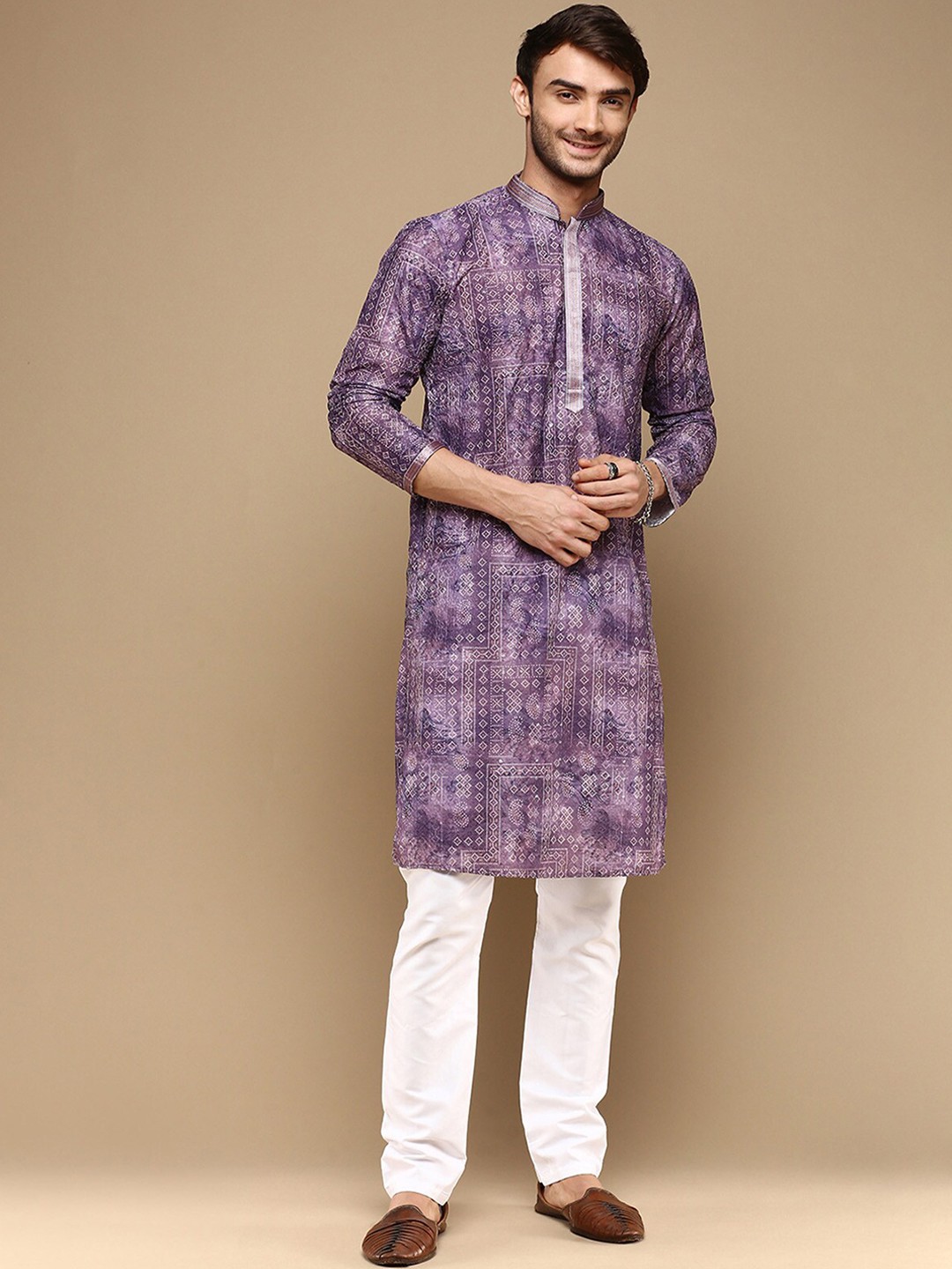 Sanwara Mandarin Collar Long SLeeves Bandhani Printed Chikankari Kurta with Trousers, Purple
Sanwara Mandarin Collar Long SLeeves Bandhani Printed Chikankari Kurta with Trousers, Purple