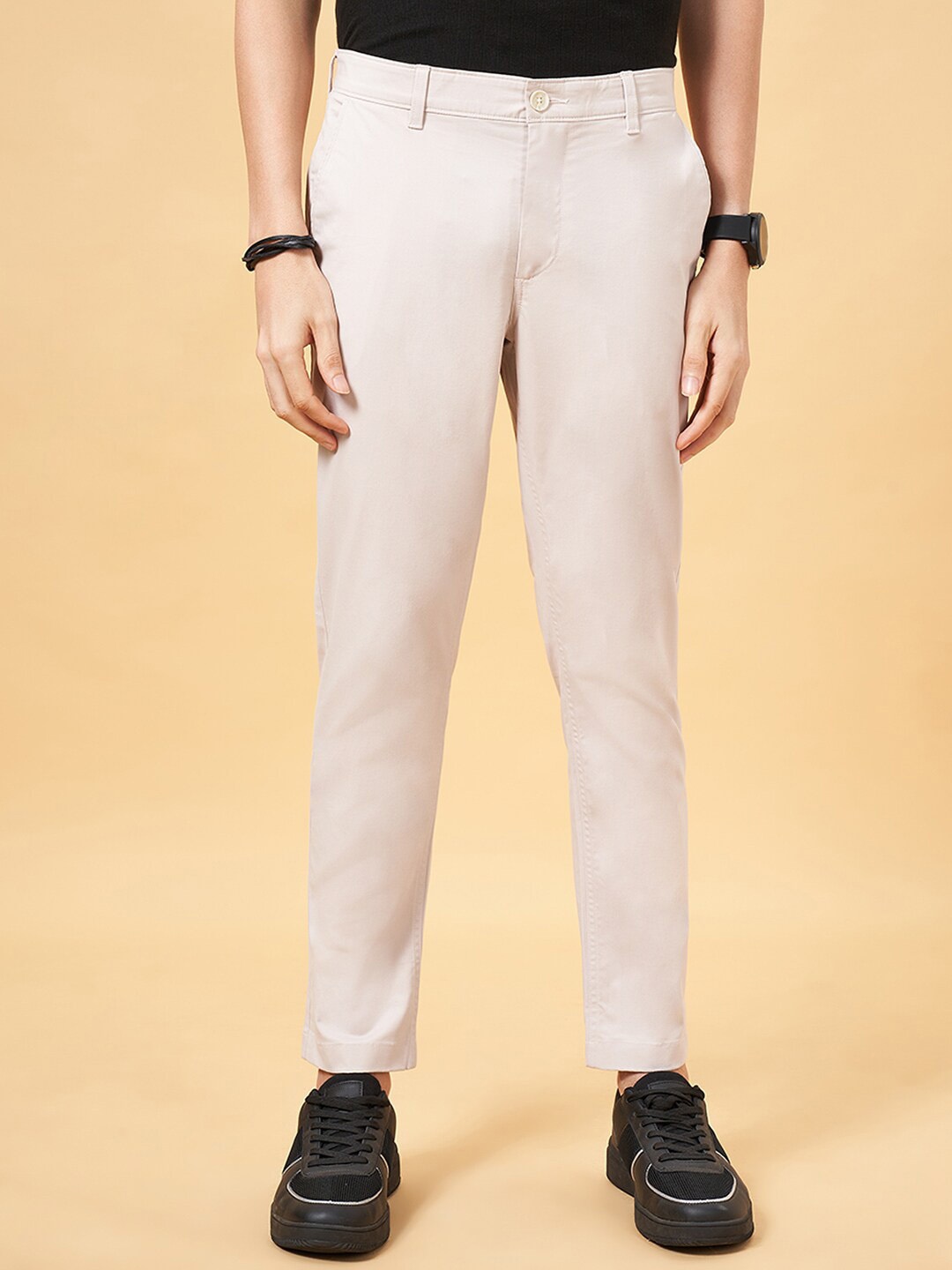 BYFORD by Pantaloons Men Mid-Rise Plain Cotton Slim Fit Regular Trousers Trousers, Pink
BYFORD by Pantaloons Men Mid-Rise Plain Cotton Slim Fit Regular Trousers Trousers, Pink