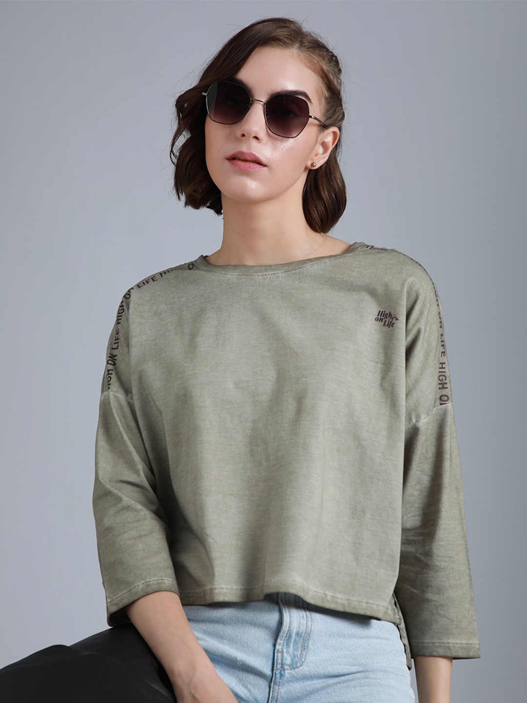 High Star Typography Printed Round Neck Drop-Shoulder Sleeves Cotton Boxy T-shirt, Beige
High Star Typography Printed Round Neck Drop-Shoulder Sleeves Cotton Boxy T-shirt, Beige