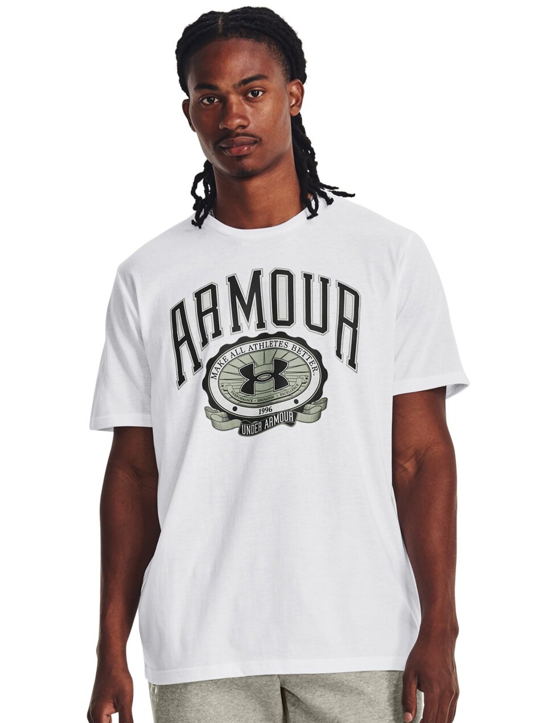 UNDER ARMOUR UA Collegiate Crest Typography Printed Round Neck Short Sleeve Tshirts, White
UNDER ARMOUR UA Collegiate Crest Typography Printed Round Neck Short Sleeve Tshirts, White