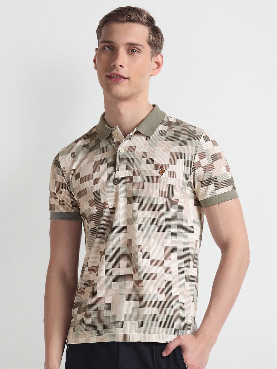 U.S. Polo Assn. Denim Co. Short Sleeves Cotton Striped Polo Collar Slim Fit T-shirt, Brown
U.S. Polo Assn. Denim Co. Short Sleeves Cotton Striped Polo Collar Slim Fit T-shirt, Brown