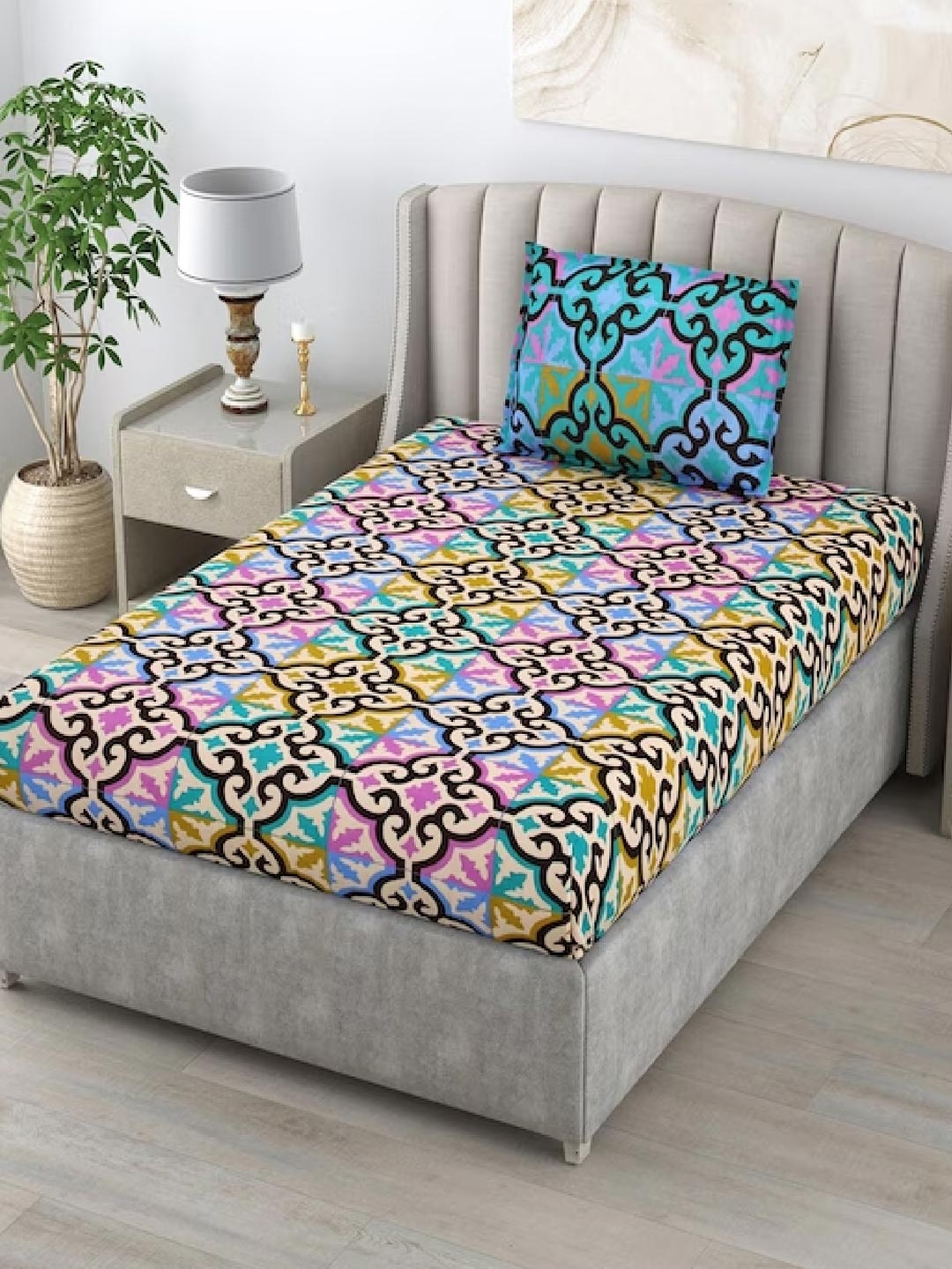 BOMBAY DYEING Blue & Cream-Coloured Geometric 104 TC Single Bedsheet with 1 Pillow Covers
BOMBAY DYEING Blue & Cream-Coloured Geometric 104 TC Single Bedsheet with 1 Pillow Covers