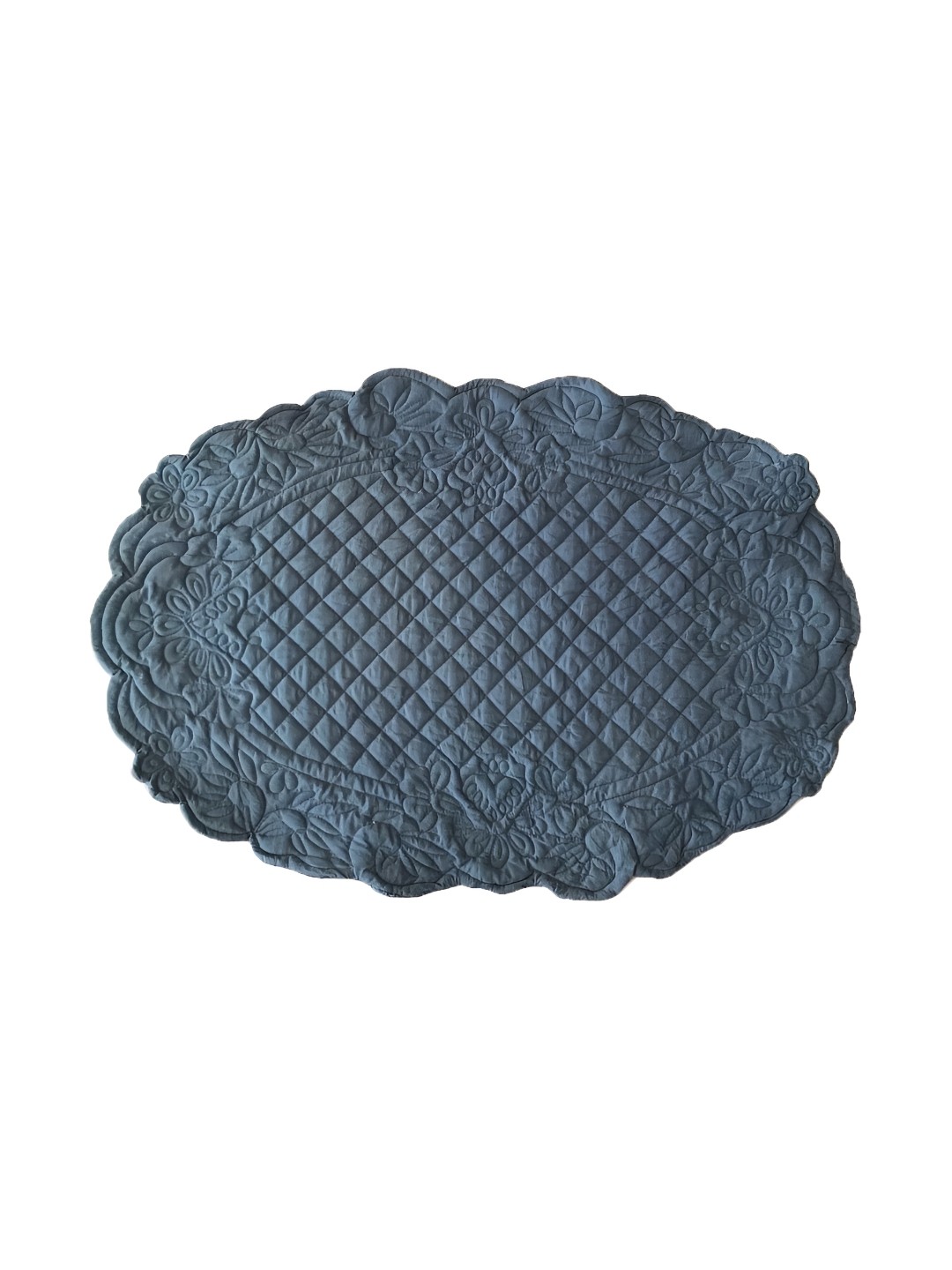 BELLEVEN Teal Blue 4 Pieces Floral Textured Pure Cotton Quilted Oval Table Placemats
BELLEVEN Teal Blue 4 Pieces Floral Textured Pure Cotton Quilted Oval Table Placemats
