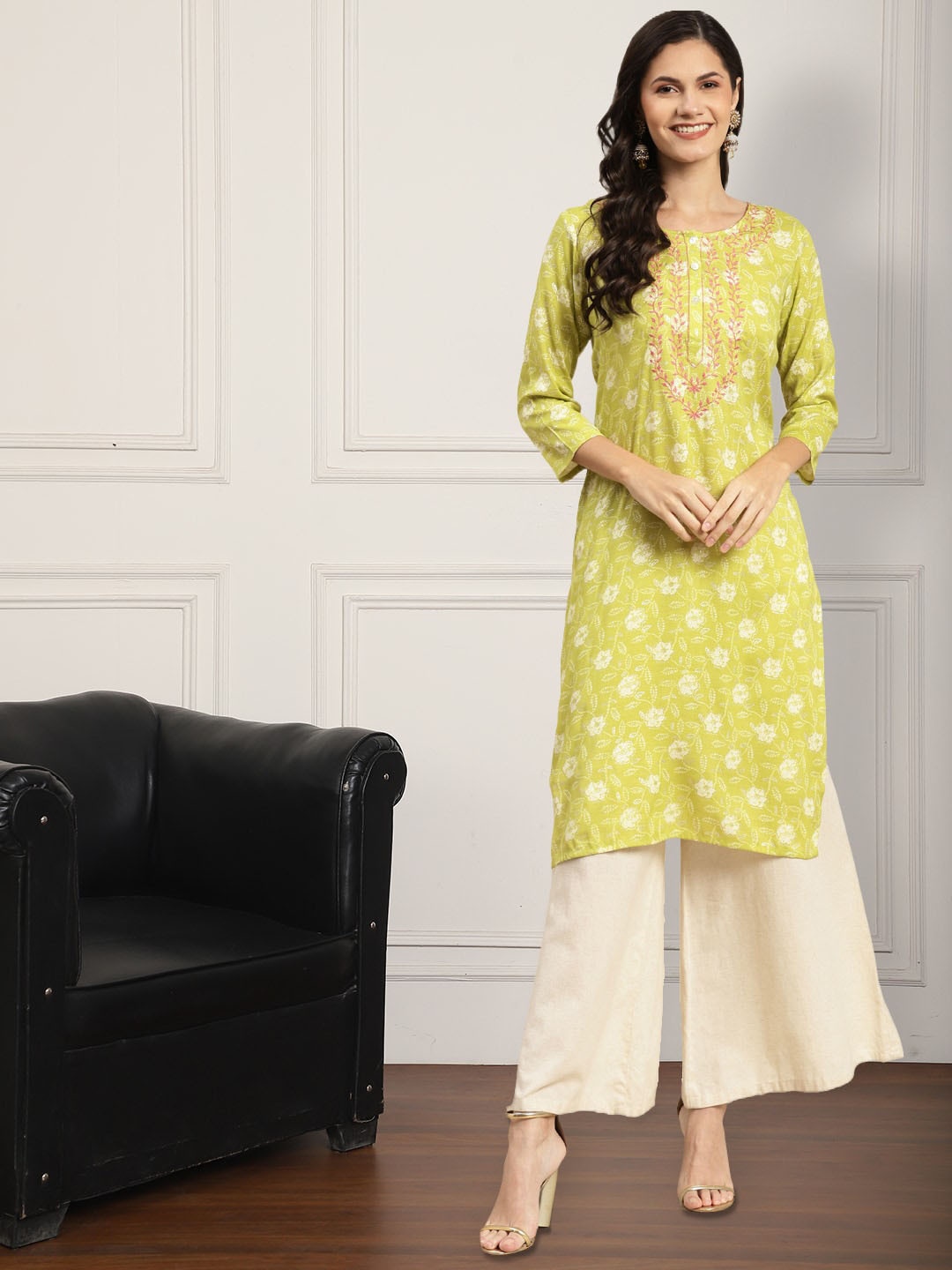 Anouk Floral Printed Round Neck Regula Sleeves Thread Work Straight Kurta, Lime green
Anouk Floral Printed Round Neck Regula Sleeves Thread Work Straight Kurta, Lime green