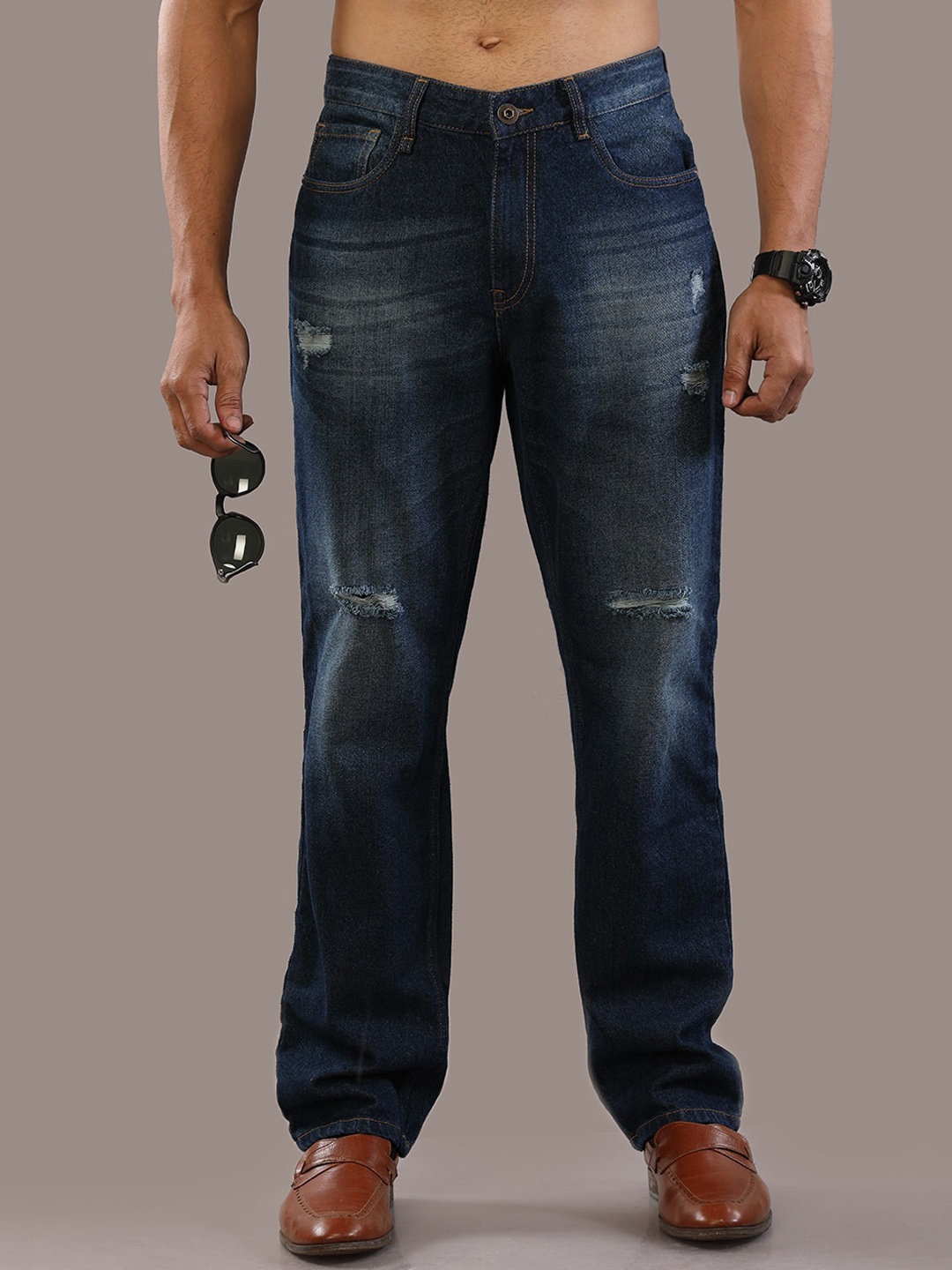 The Roadster Lifestyle Co. Men Low Distress Comfort Straight-Fit Light Fade Cotton Jeans, Blue
The Roadster Lifestyle Co. Men Low Distress Comfort Straight-Fit Light Fade Cotton Jeans, Blue