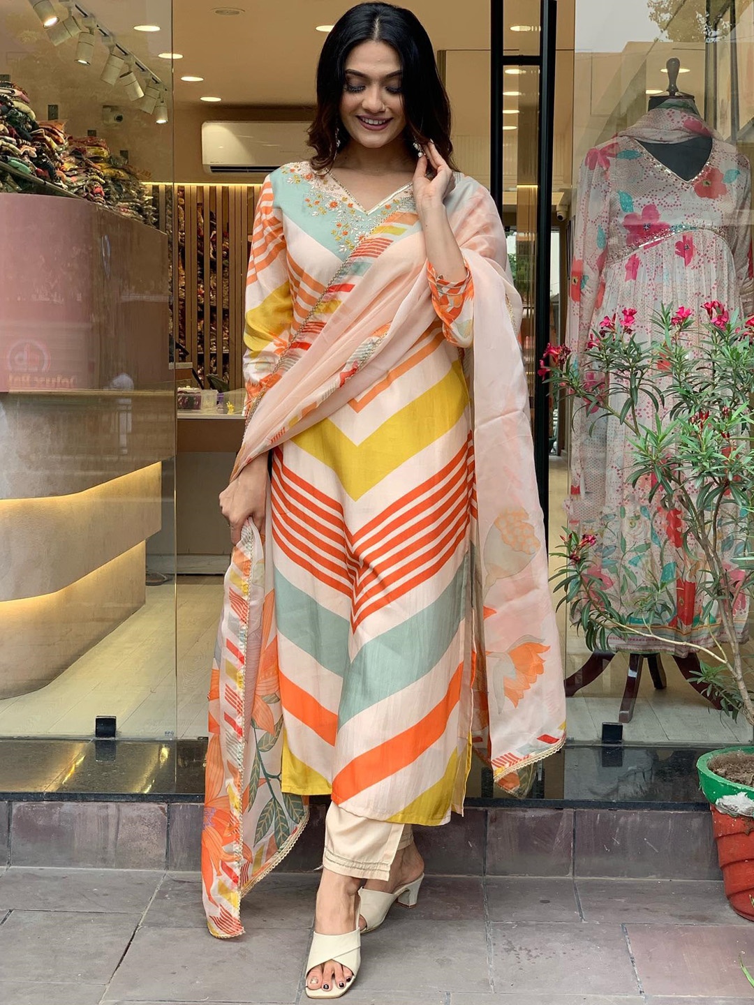 NIZA FASHION Printed Regular Thread Work Pure Cotton Kurta with Trousers & Dupatta, Beige
NIZA FASHION Printed Regular Thread Work Pure Cotton Kurta with Trousers & Dupatta, Beige
