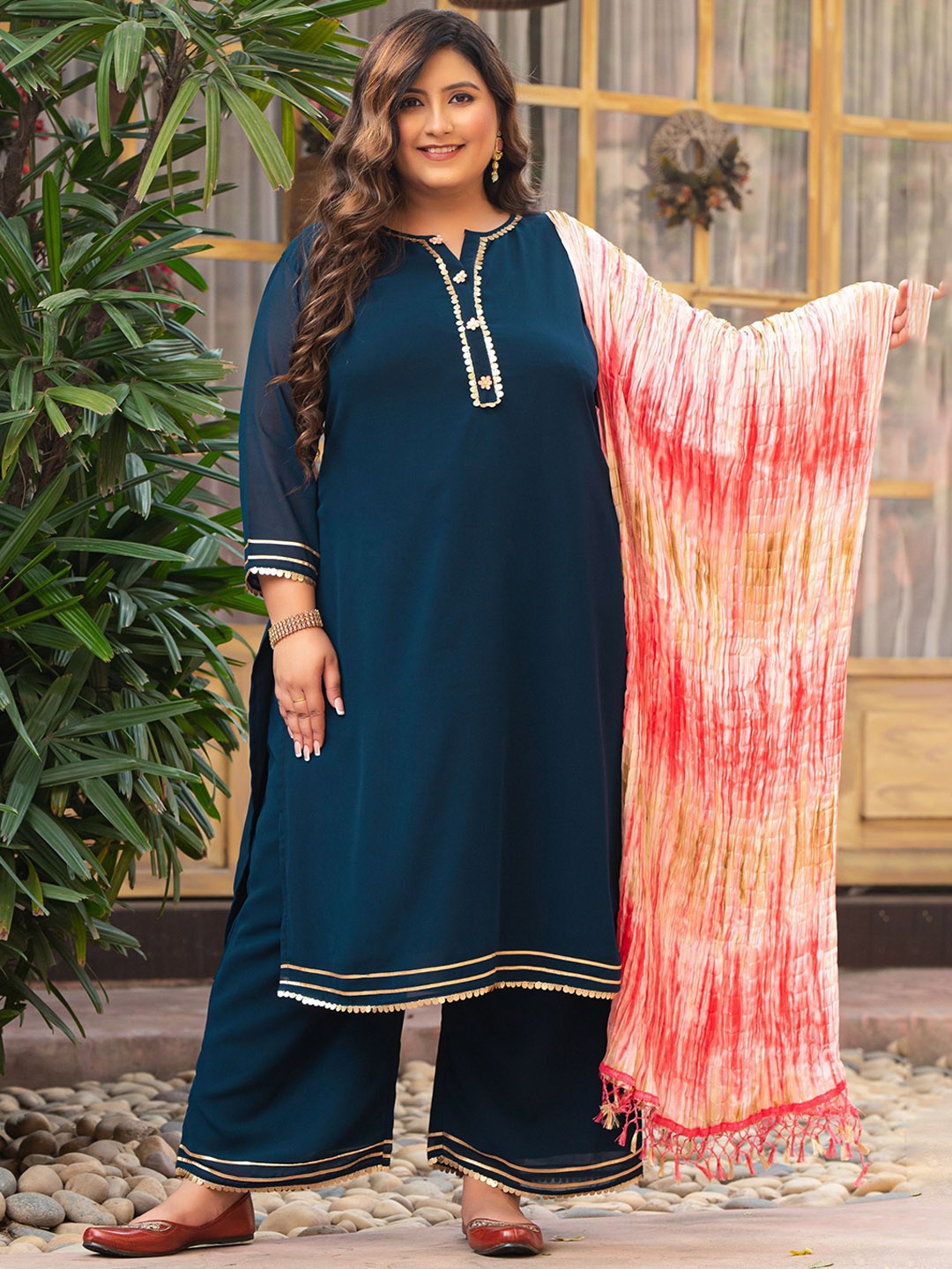 PrettyPlus by Desinoor.com Notched Neck Gotta Patti Straight Kurta with Palazzos & Dupatta, Teal
PrettyPlus by Desinoor.com Notched Neck Gotta Patti Straight Kurta with Palazzos & Dupatta, Teal