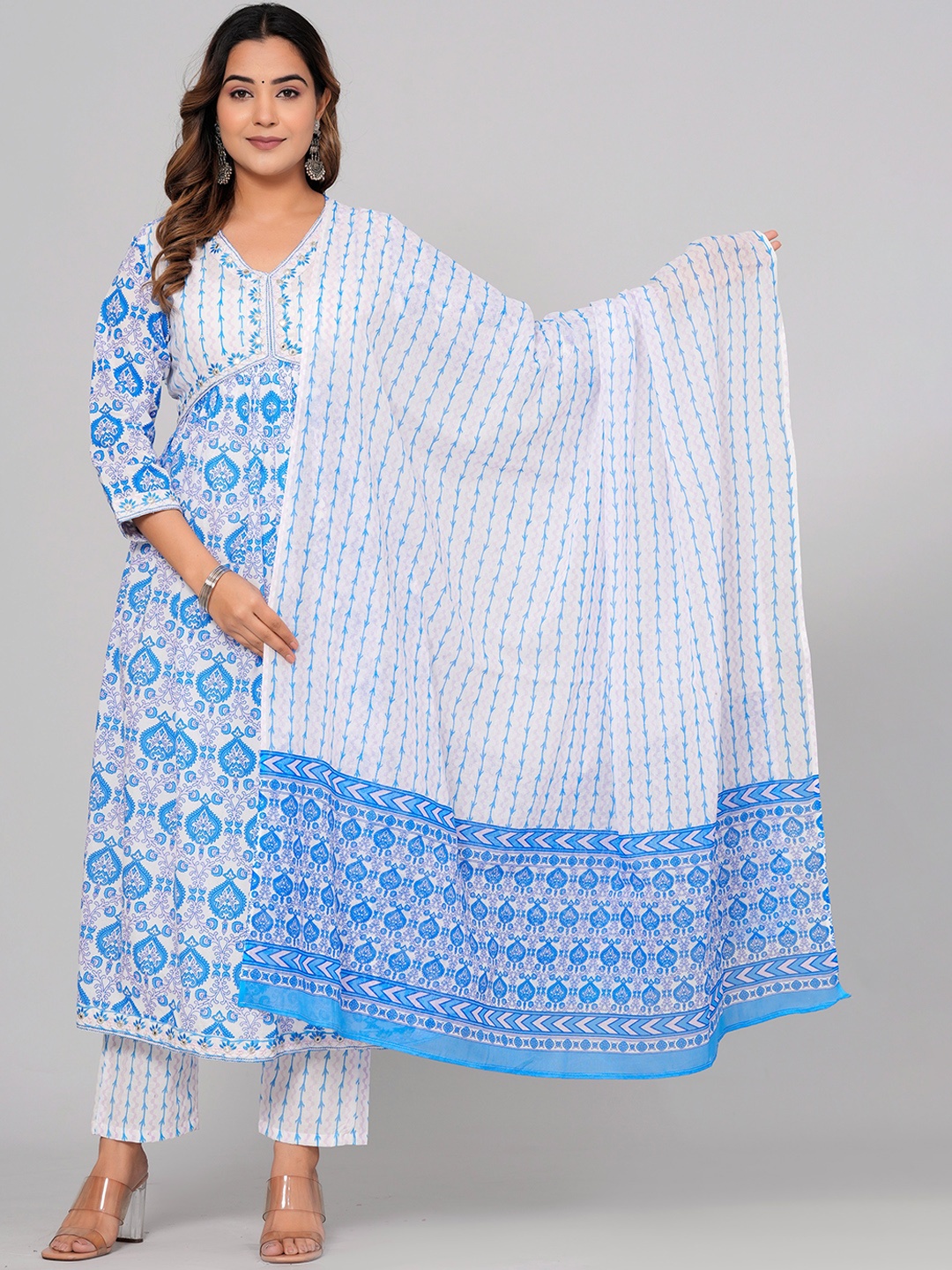 SIJOPA Ethnic Motifs Embroidered Mirror Work Pure Cotton Kurta With Trousers & Dupatta, Blue
SIJOPA Ethnic Motifs Embroidered Mirror Work Pure Cotton Kurta With Trousers & Dupatta, Blue