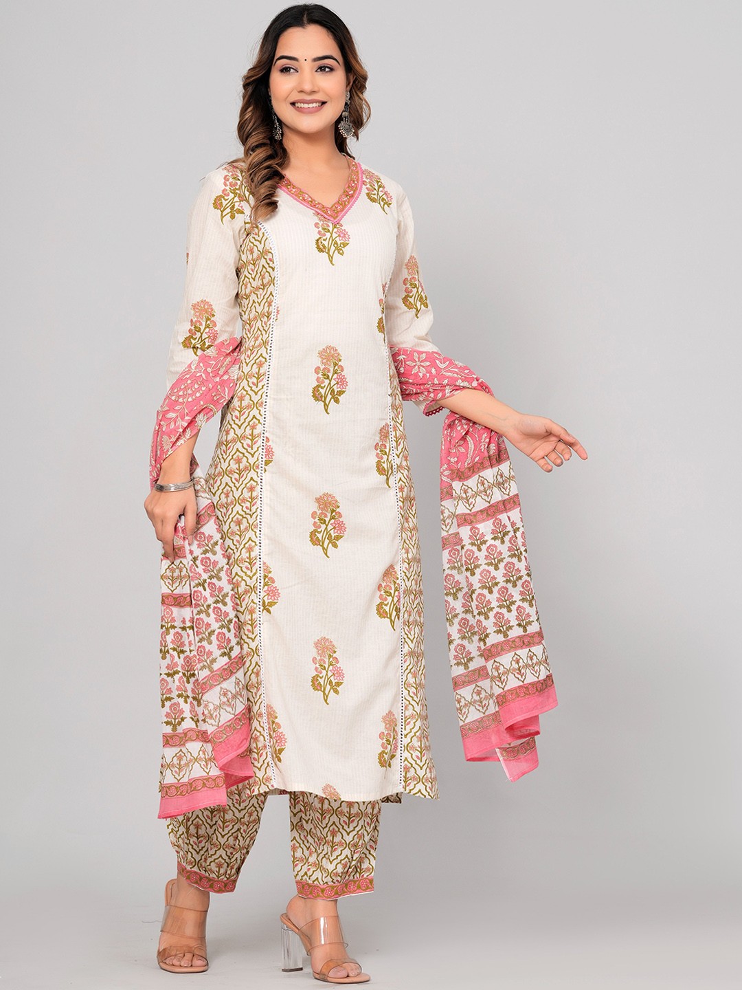 SIJOPA Floral Printed Sequinned Pure Cotton Regular Kurta With Salwar & Dupatta, Pink
SIJOPA Floral Printed Sequinned Pure Cotton Regular Kurta With Salwar & Dupatta, Pink