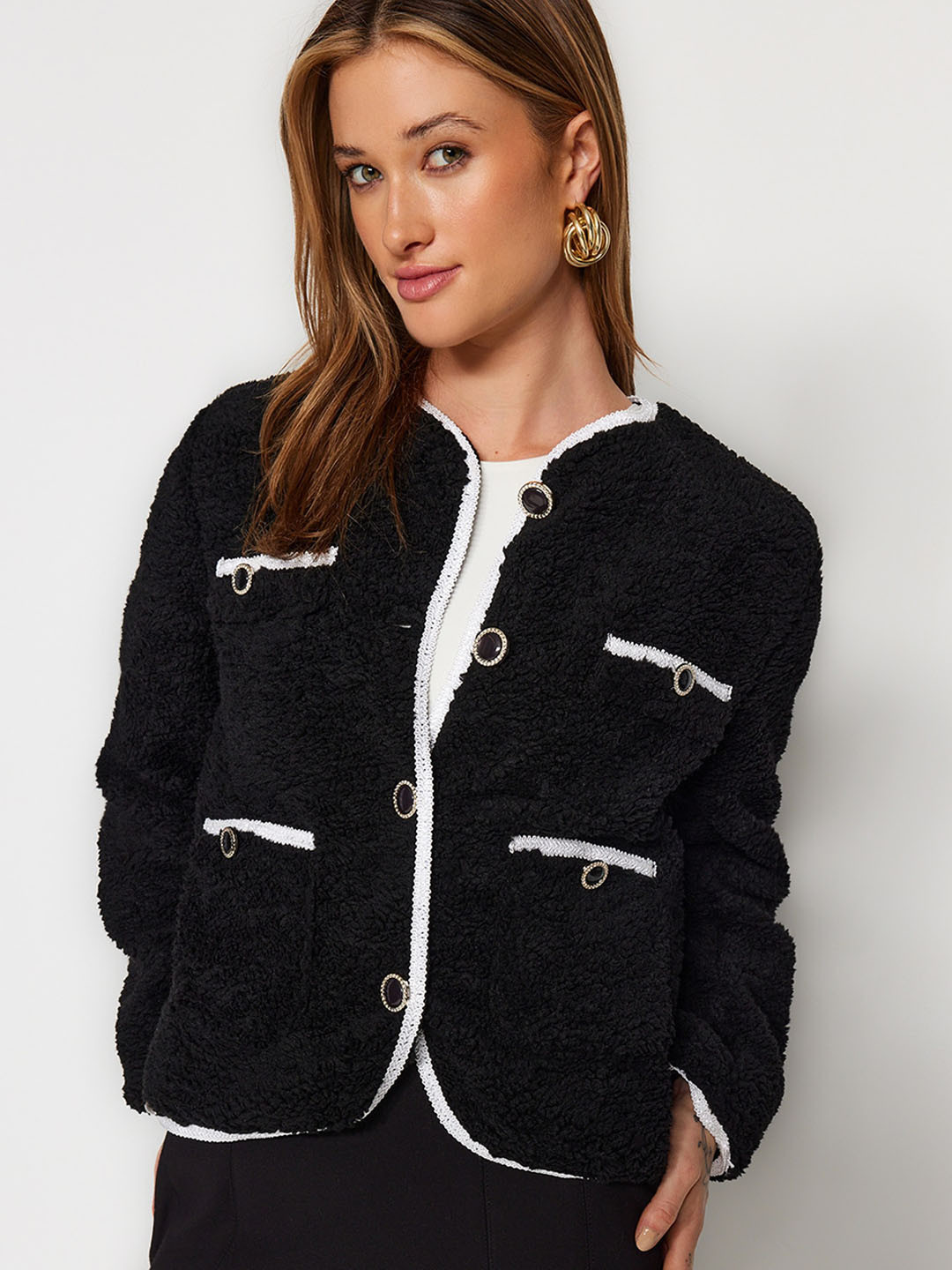 Trendyol Self Design Mandarin Collar Tailored Jacket With Faux Fur Tim Detail, Black
Trendyol Self Design Mandarin Collar Tailored Jacket With Faux Fur Tim Detail, Black