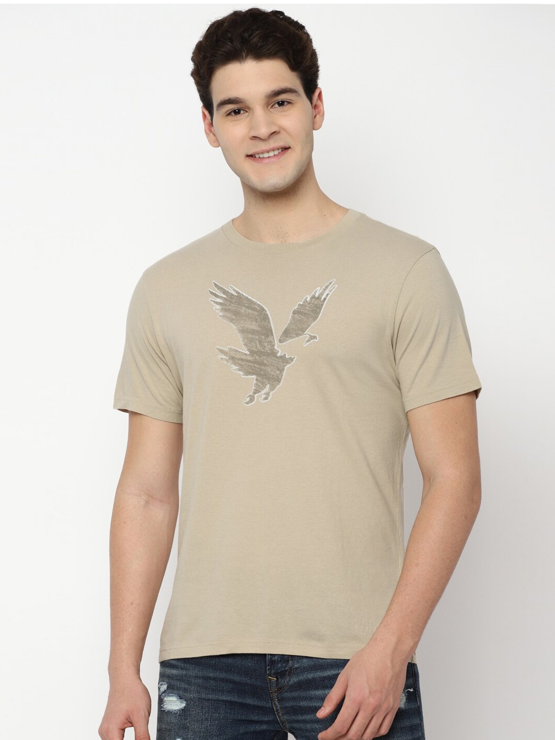 AMERICAN EAGLE OUTFITTERS Graphic Round Neck Short Sleeves Cotton Casual T-shirt, Beige
AMERICAN EAGLE OUTFITTERS Graphic Round Neck Short Sleeves Cotton Casual T-shirt, Beige
