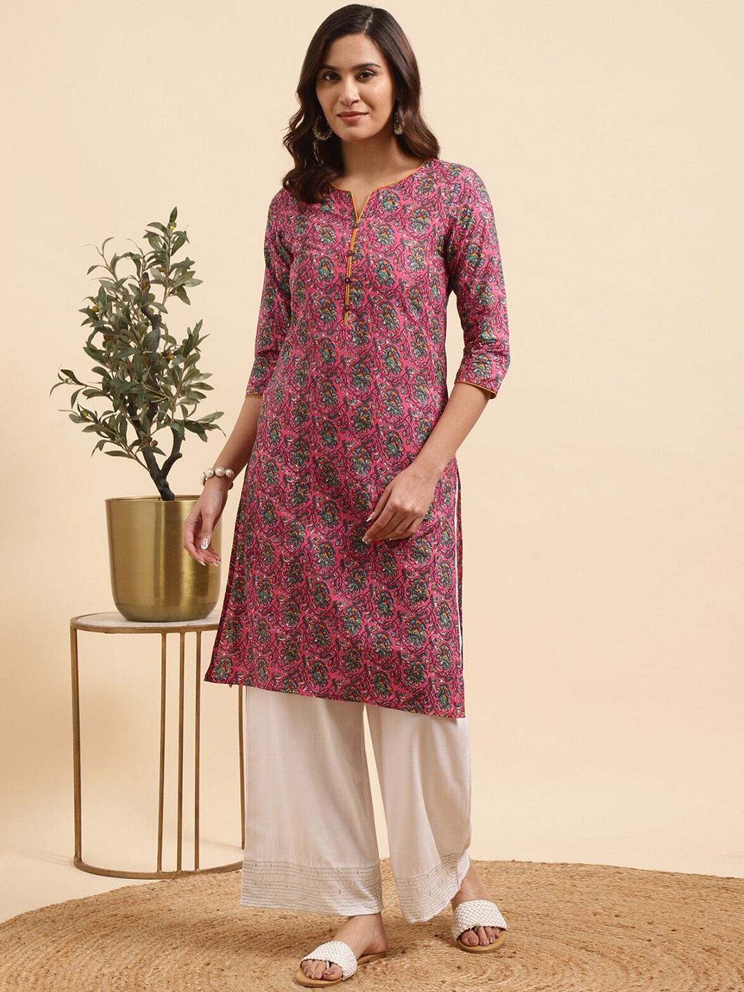 Rangita Floral Printed Notch Neck Regular Sleeves Pure Cotton Straight Kurta with Palazzos, Coral
Rangita Floral Printed Notch Neck Regular Sleeves Pure Cotton Straight Kurta with Palazzos, Coral