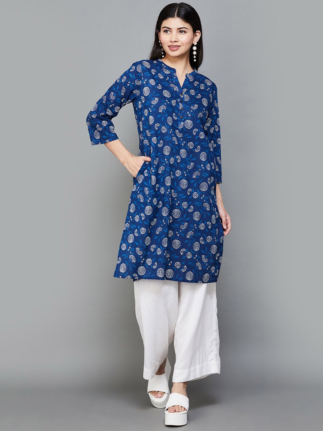 Melange by Lifestyle Mandarin Collar Three Quarter Sleeves Floral Printed Cotton Kurta, Blue
Melange by Lifestyle Mandarin Collar Three Quarter Sleeves Floral Printed Cotton Kurta, Blue