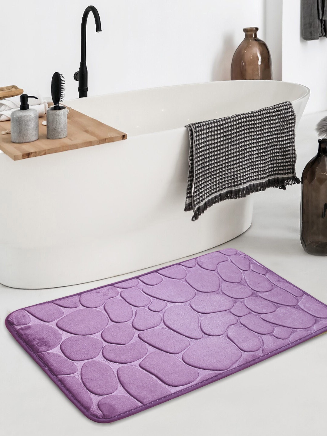 Cortina Purple Patterned 120 GSM Anti-Skid Water Absorbent Rectangular Bath Rugs