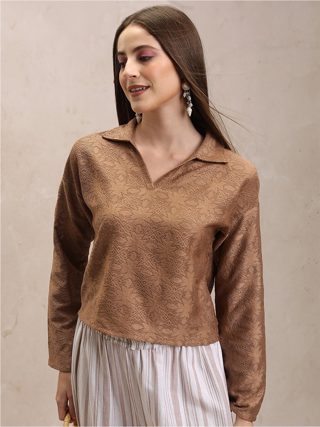 Tokyo Talkies Brown Self Design Shirt Collar Long Drop Shoulder Sleeves Regular Crop Top
Tokyo Talkies Brown Self Design Shirt Collar Long Drop Shoulder Sleeves Regular Crop Top