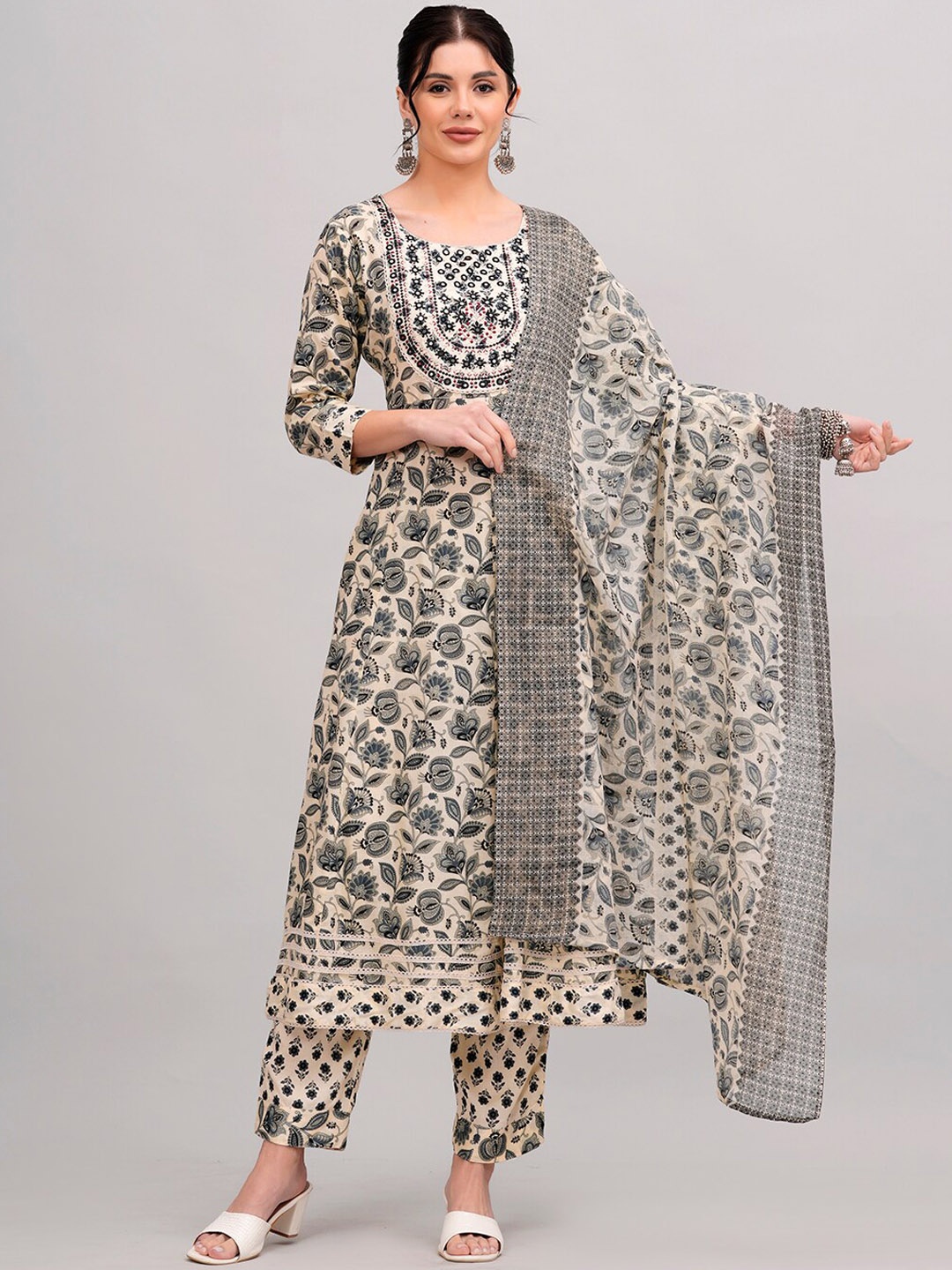 KALINI Floral Printed Regular Mirror Work Kurta With Trousers & Dupatta, Cream
KALINI Floral Printed Regular Mirror Work Kurta With Trousers & Dupatta, Cream