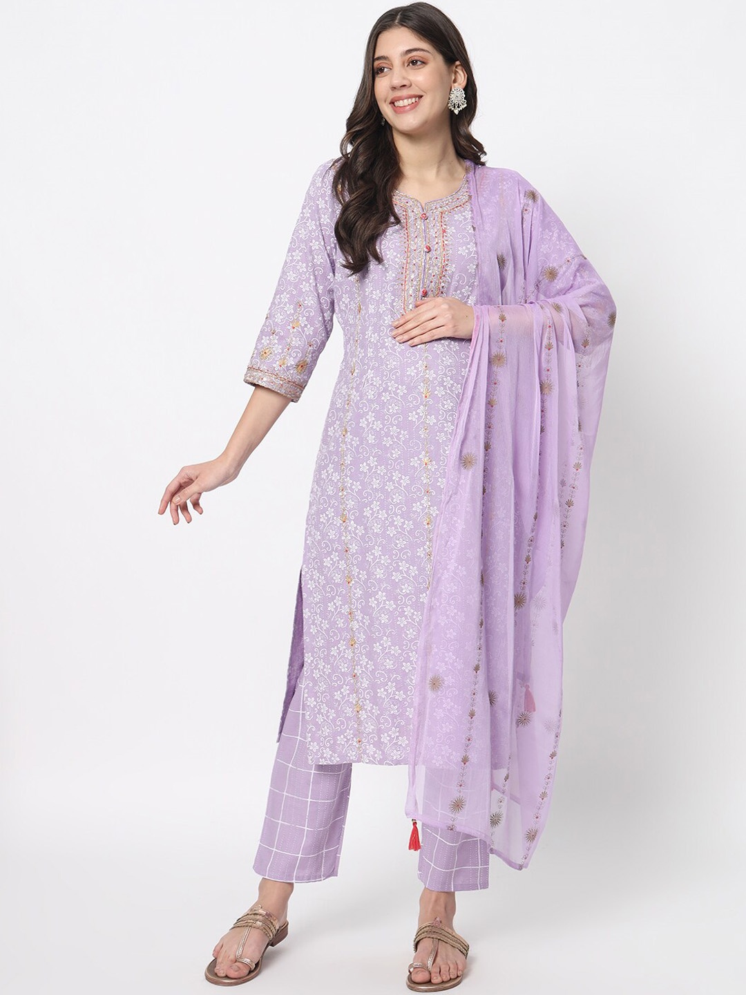 mumzhug Floral Embroidered Round Neck Maternity Kurta with Trousers & Dupatta, Lavender
mumzhug Floral Embroidered Round Neck Maternity Kurta with Trousers & Dupatta, Lavender