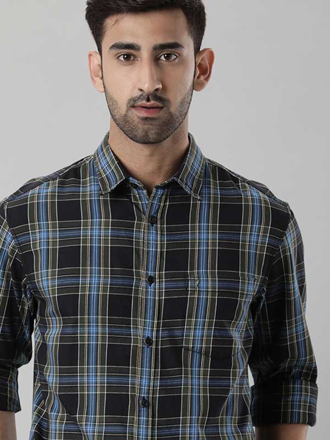 Indian Terrain Tartan Checks Spread Collar Chest Pocket Full Sleeves Cotton Formal Shirt, Black
Indian Terrain Tartan Checks Spread Collar Chest Pocket Full Sleeves Cotton Formal Shirt, Black