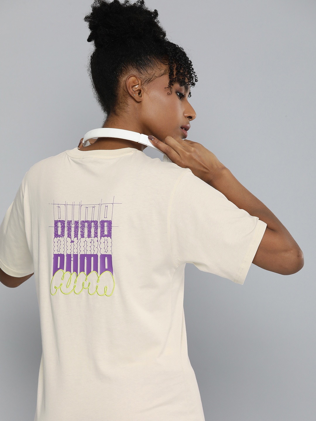 Puma Brand Logo Printed CLASSICS BRAND LOVE Drop-Shoulder Sleeves Pure Cotton T-shirt, Beige
Puma Brand Logo Printed CLASSICS BRAND LOVE Drop-Shoulder Sleeves Pure Cotton T-shirt, Beige