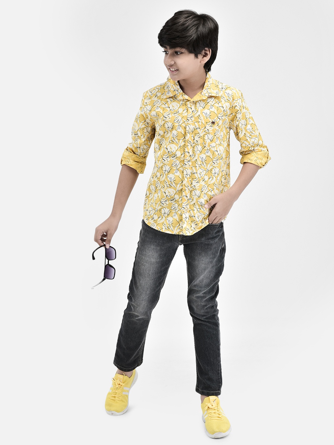 Crimsoune Club Boys Classic Slim Fit Floral Abstract Printed Pure Cotton Casual Shirt, Yellow
Crimsoune Club Boys Classic Slim Fit Floral Abstract Printed Pure Cotton Casual Shirt, Yellow