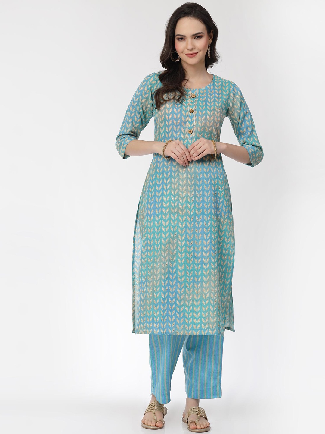 KALINI Floral Printed Round Neck Three-Quarter Sleeves Pure Cotton Kurta with Trousers, Blue
KALINI Floral Printed Round Neck Three-Quarter Sleeves Pure Cotton Kurta with Trousers, Blue